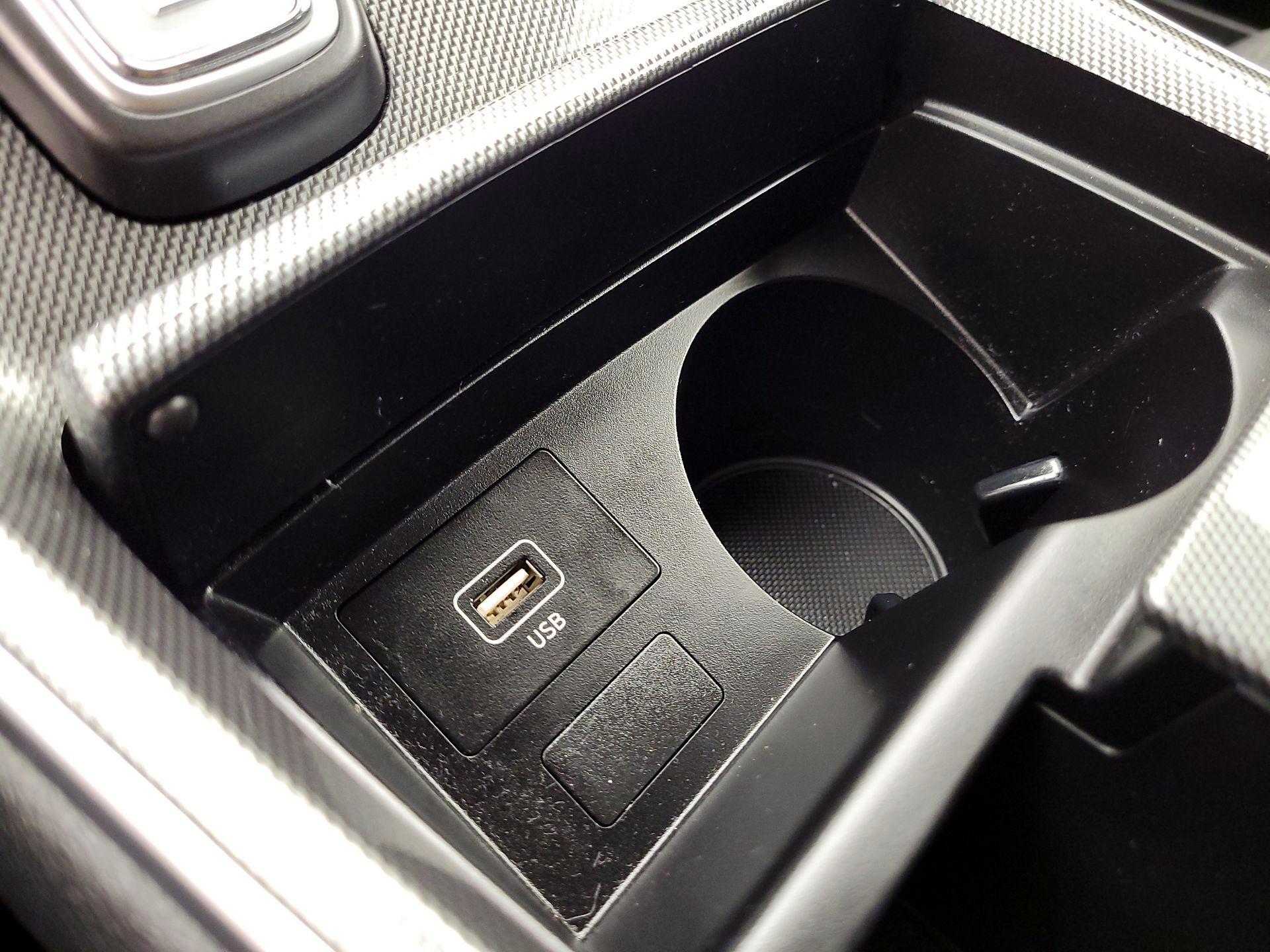 Thumbnail: 2023 Hyundai Santa Fe - 18