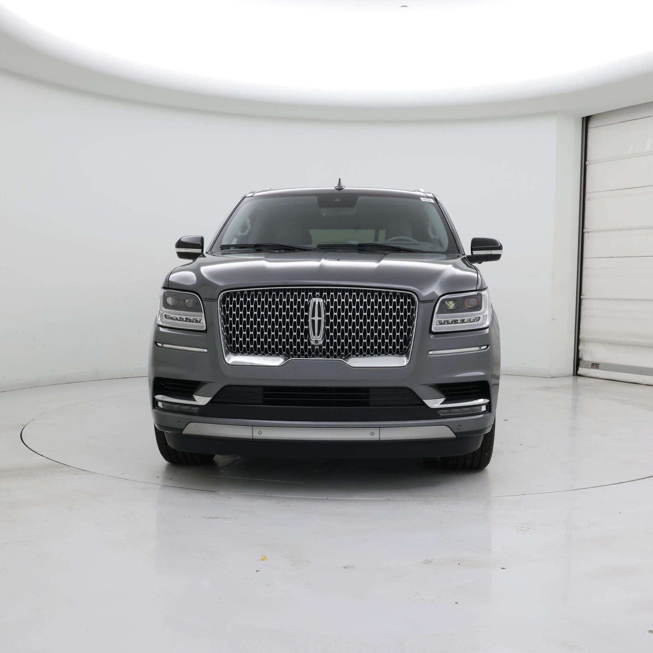 Thumbnail: 2021 Lincoln Navigator - 5