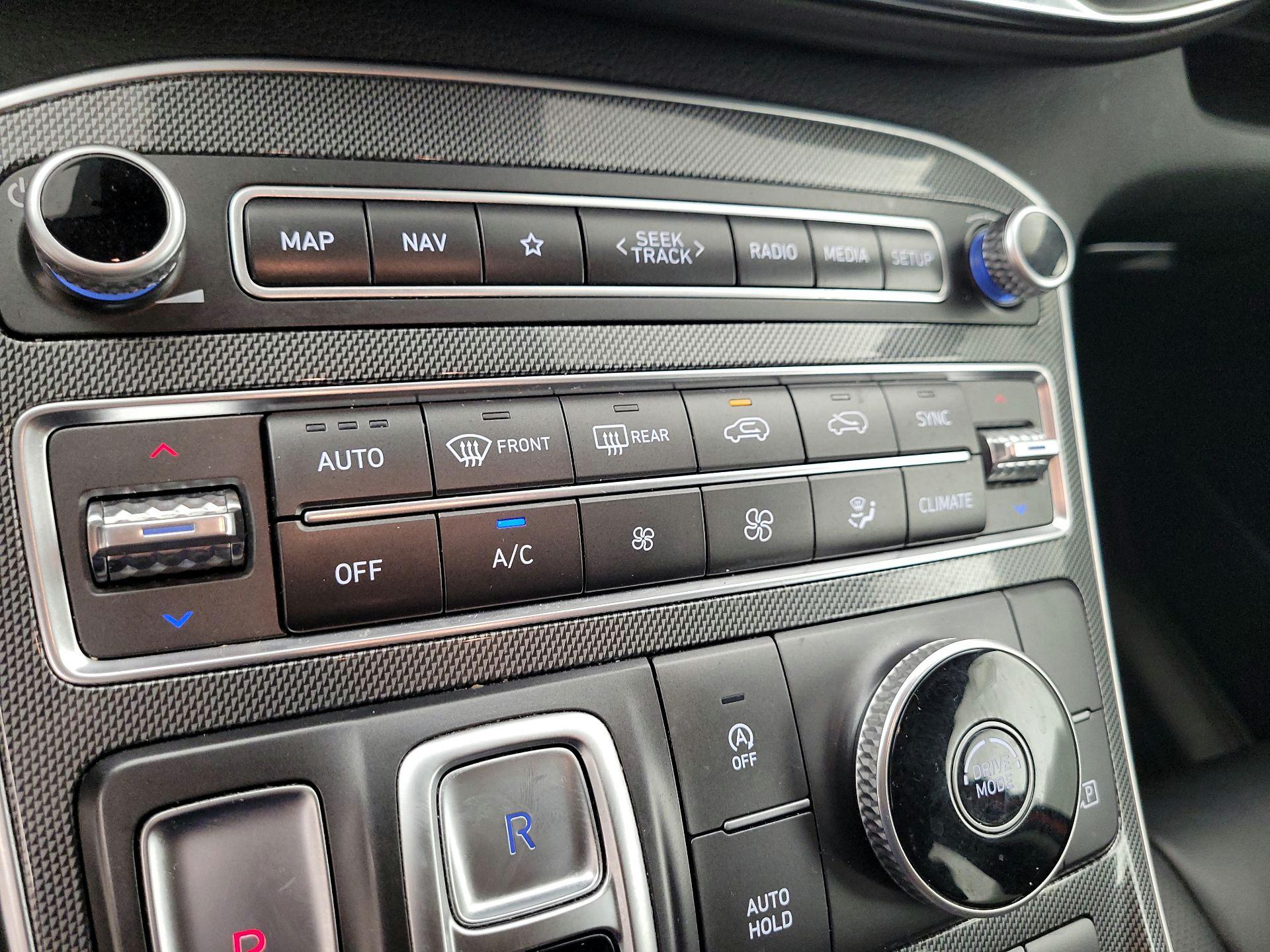 Thumbnail: 2023 Hyundai Santa Fe - 14