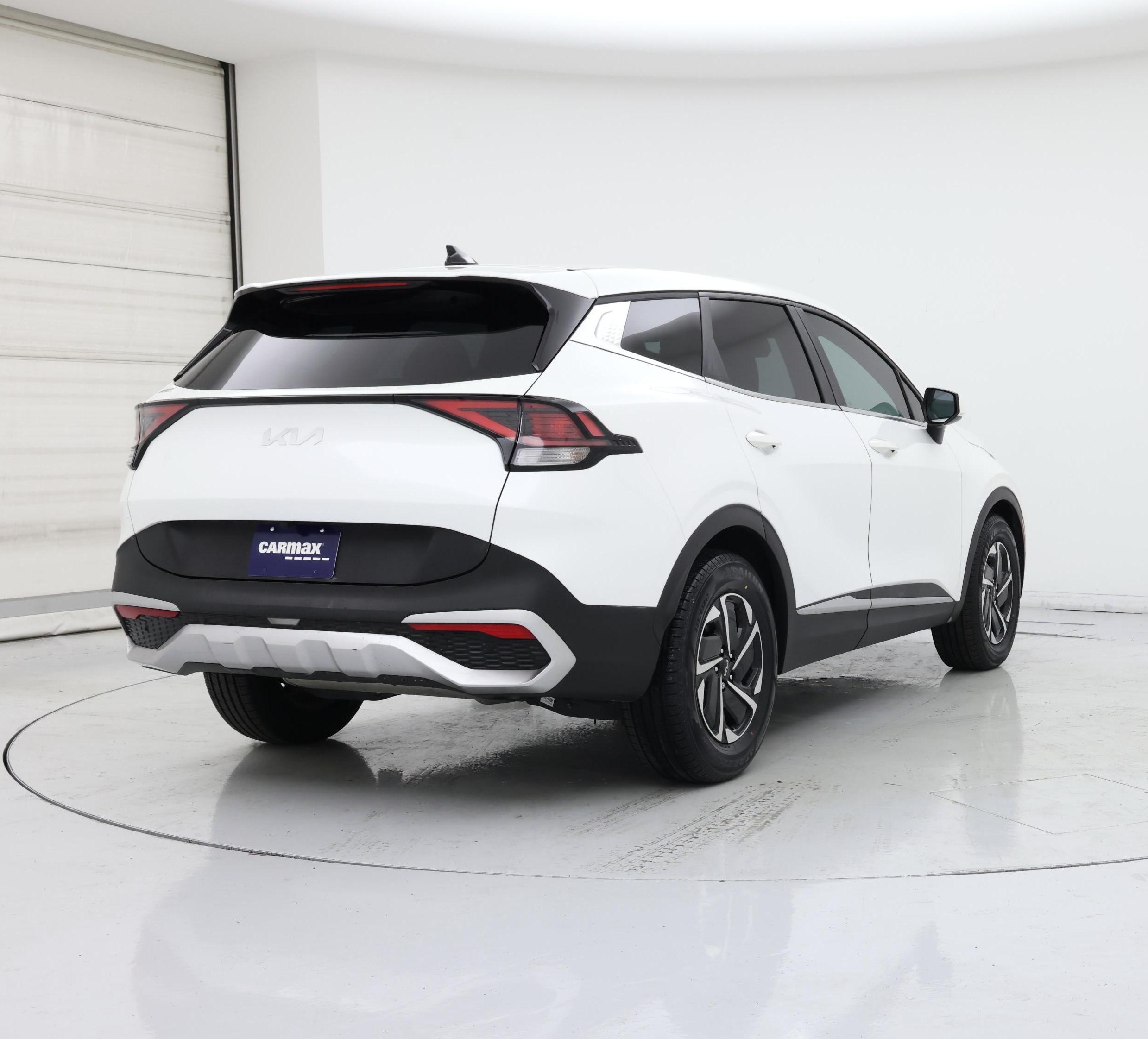 Thumbnail: 2023 Kia Sportage - 8