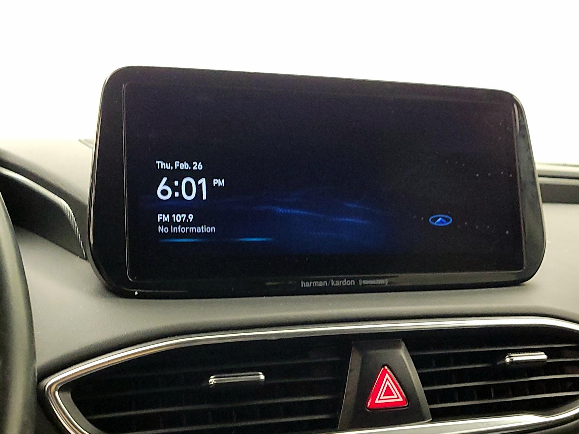 Thumbnail: 2022 Hyundai Santa Fe - 15