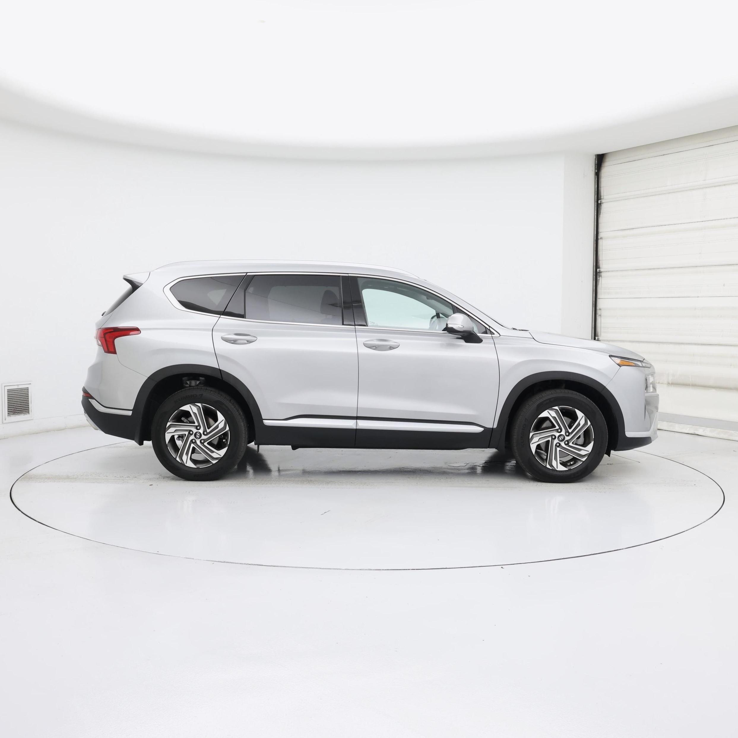 Thumbnail: 2022 Hyundai Santa Fe - 7