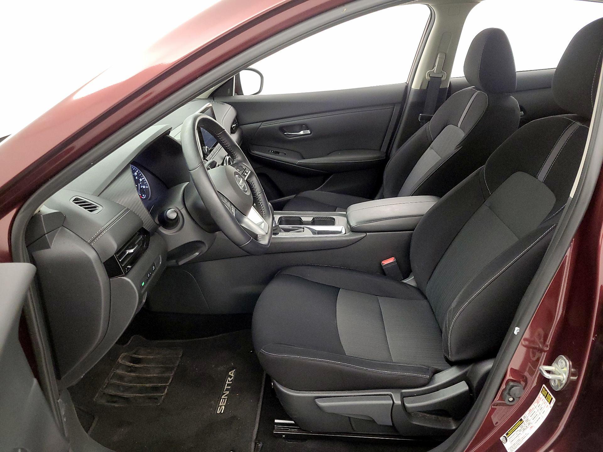 Thumbnail: 2020 Nissan Sentra - 11