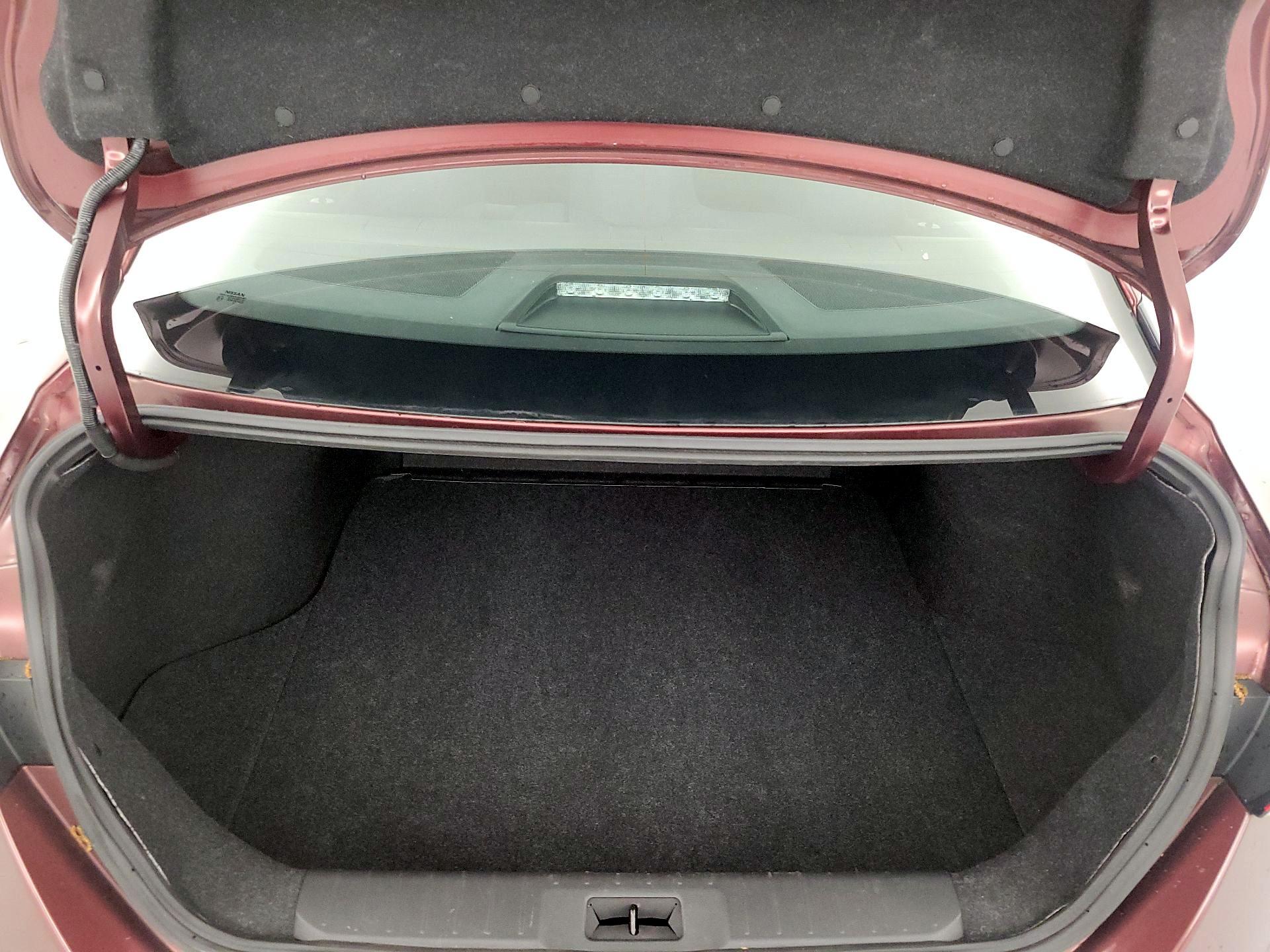 Thumbnail: 2020 Nissan Sentra - 20