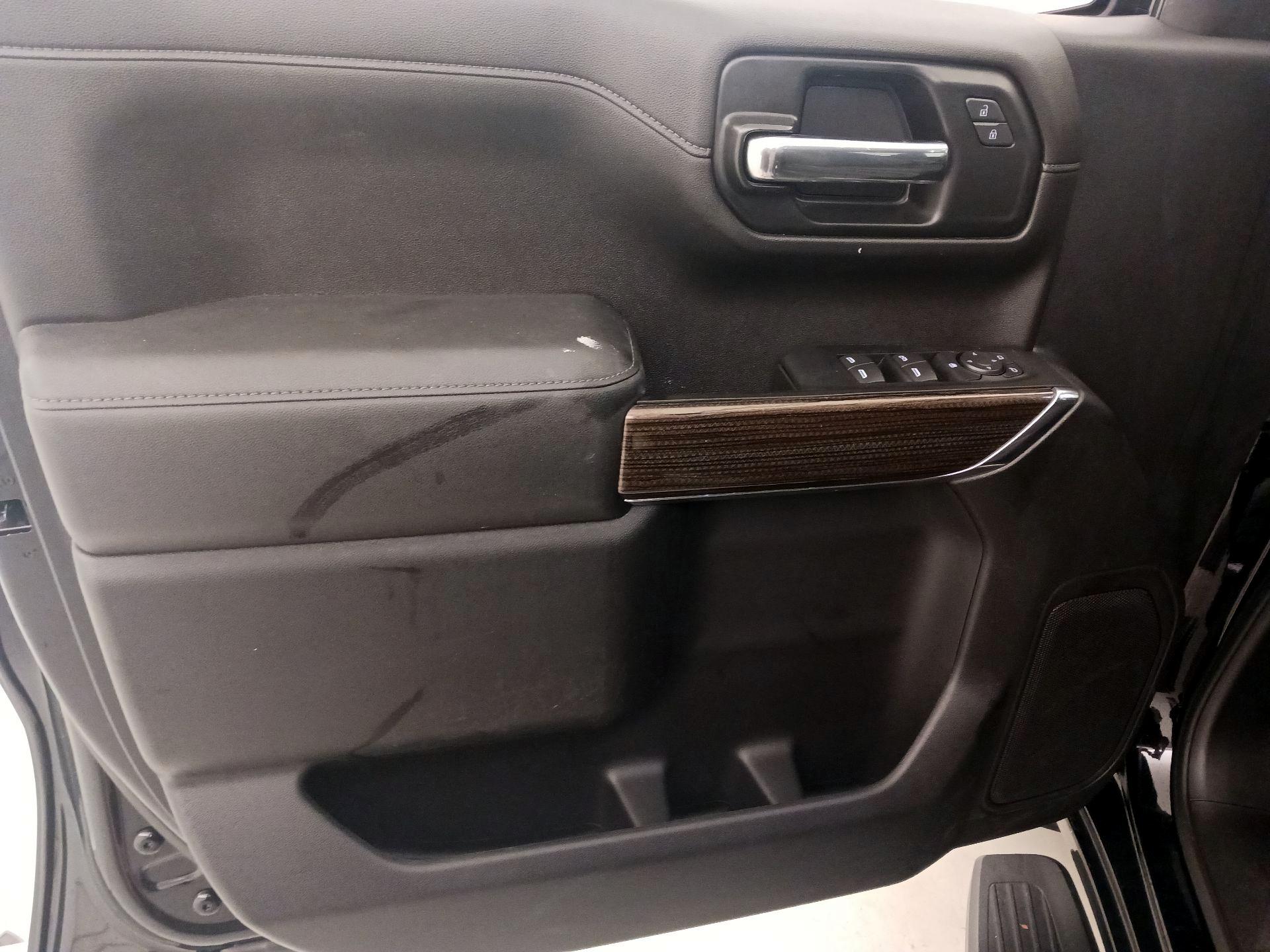 Thumbnail: 2022 Chevrolet Silverado 1500 - 12