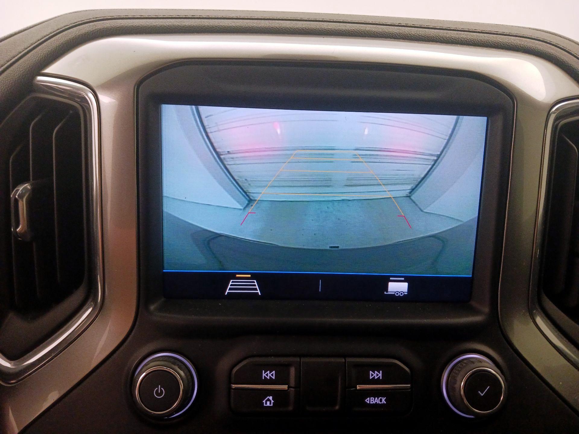 Thumbnail: 2022 Chevrolet Silverado 1500 - 14