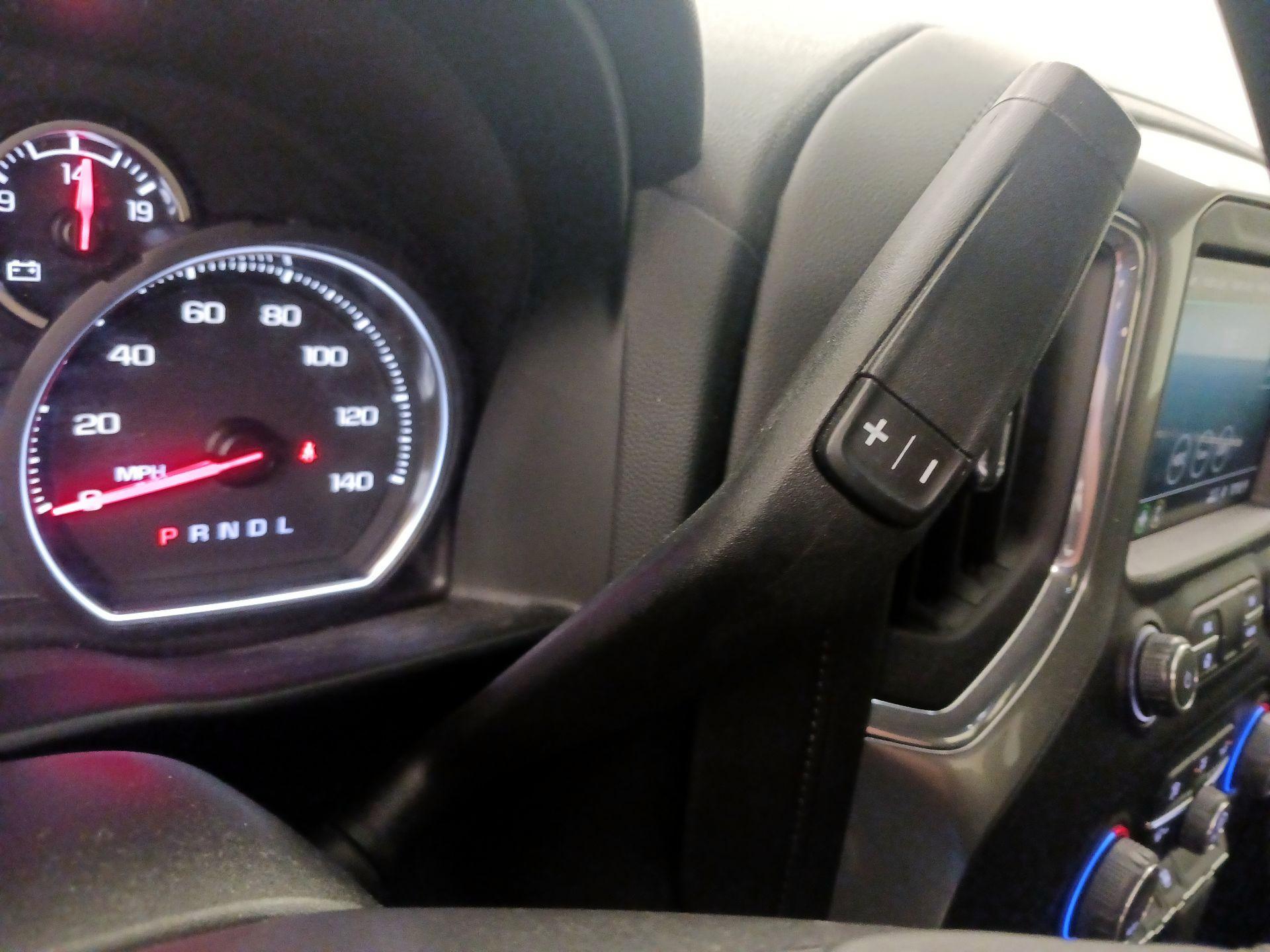 Thumbnail: 2022 Chevrolet Silverado 1500 - 17