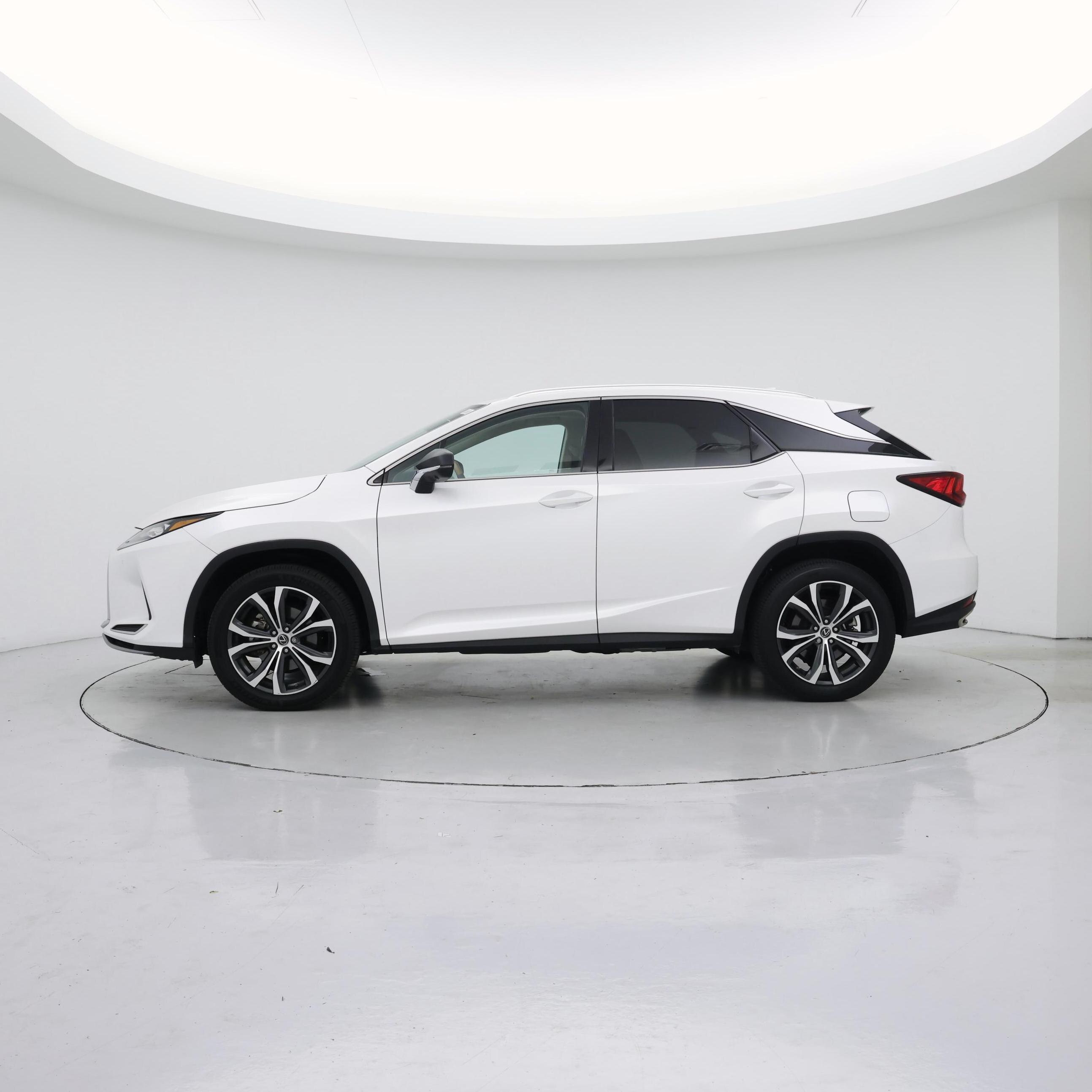 Thumbnail: 2021 Lexus RX - 3