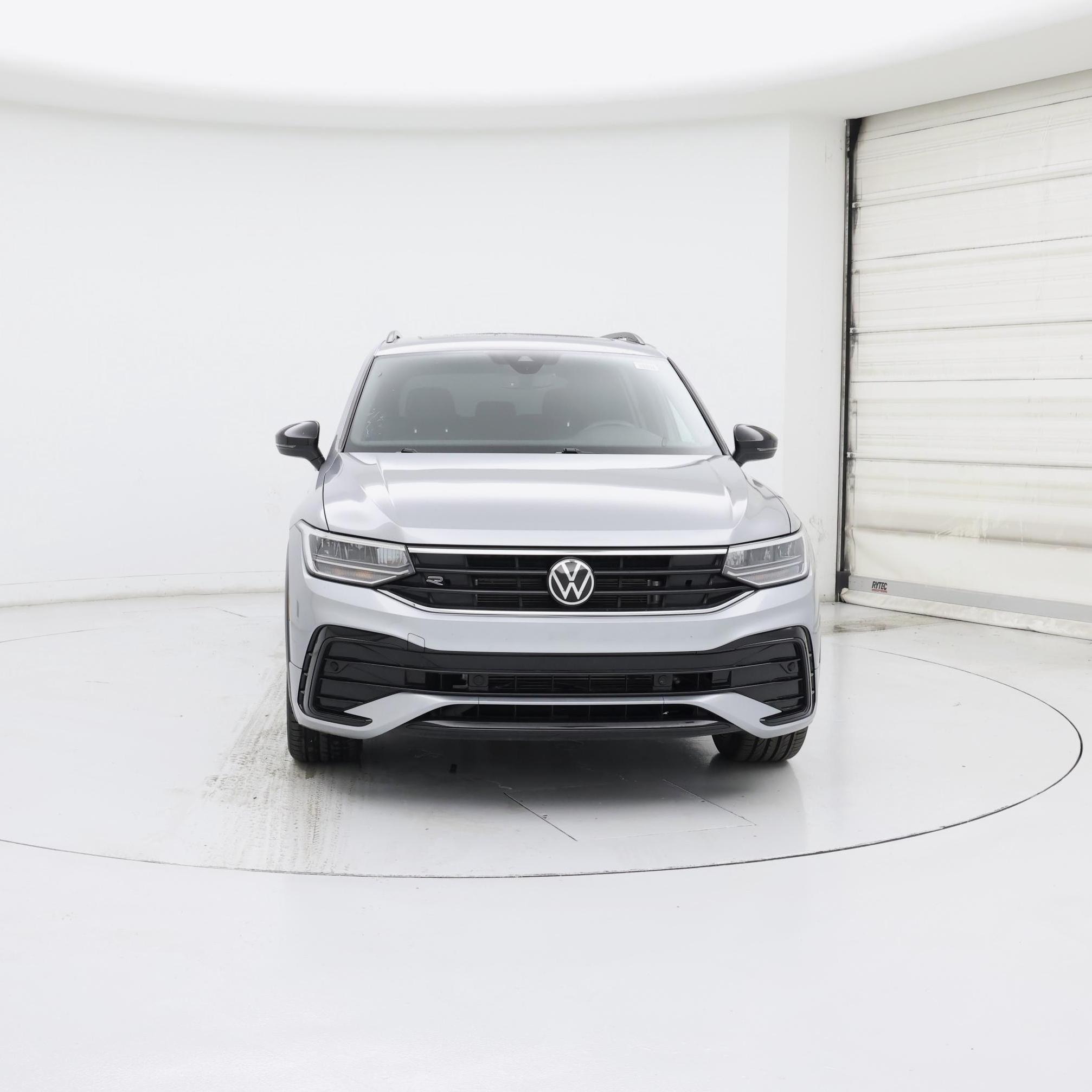 Thumbnail: 2023 Volkswagen Tiguan - 5
