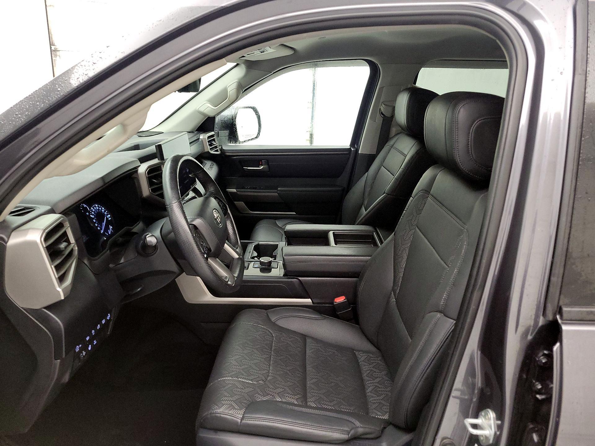 Thumbnail: 2022 Toyota Tundra - 11