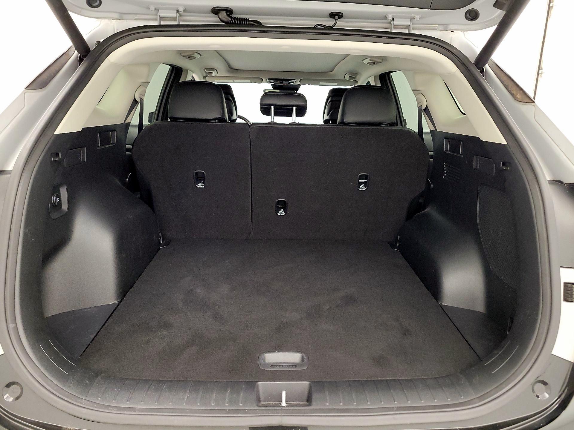 Thumbnail: 2023 Kia Sportage - 20