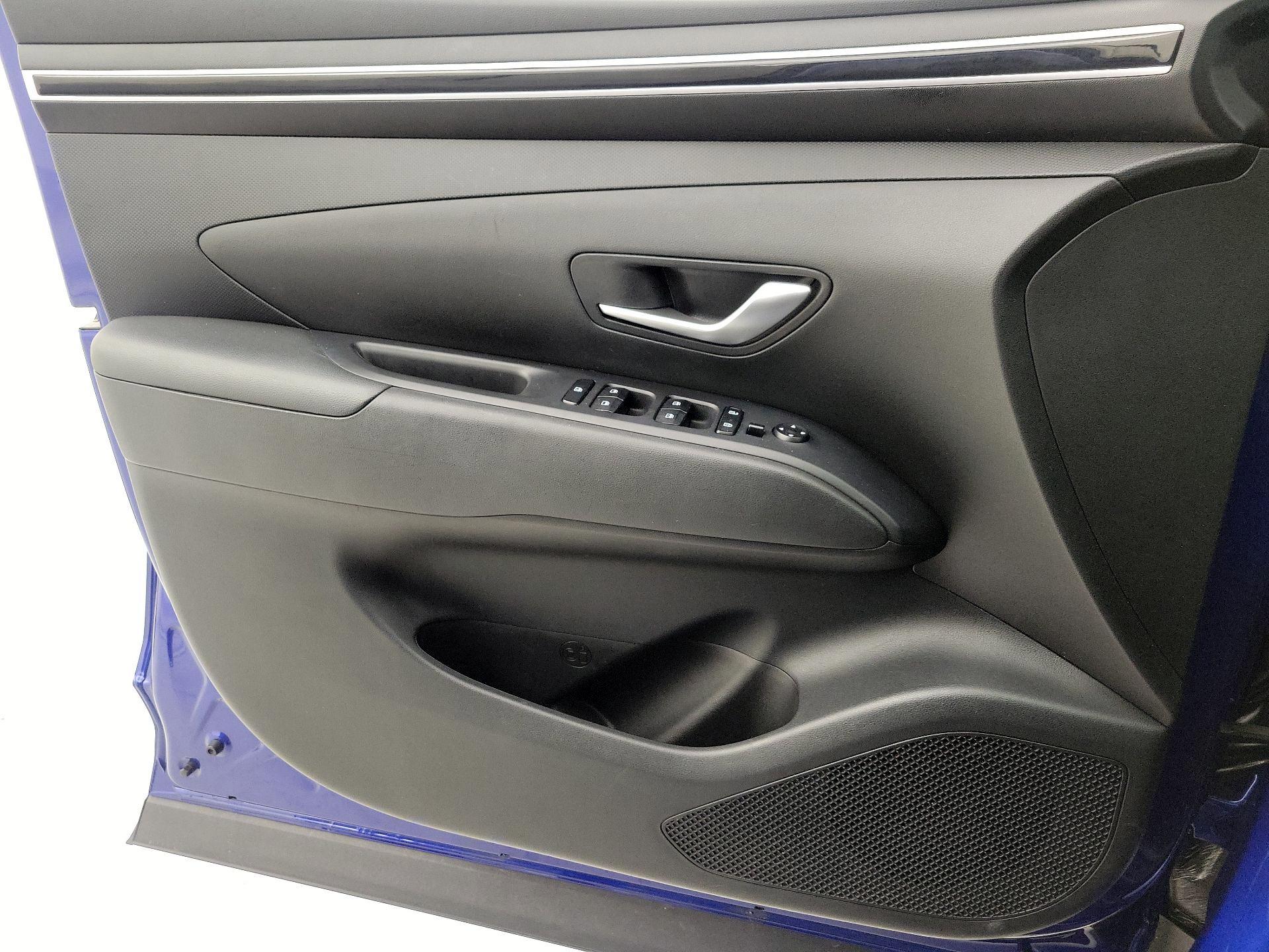 Thumbnail: 2023 Hyundai Tucson - 12