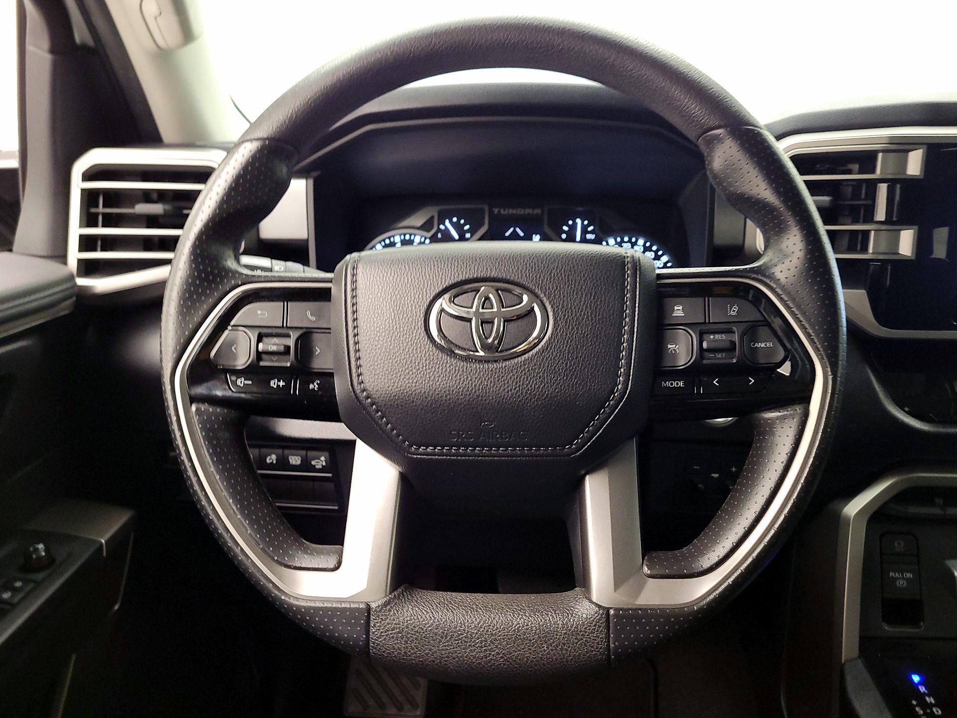 Thumbnail: 2022 Toyota Tundra - 10