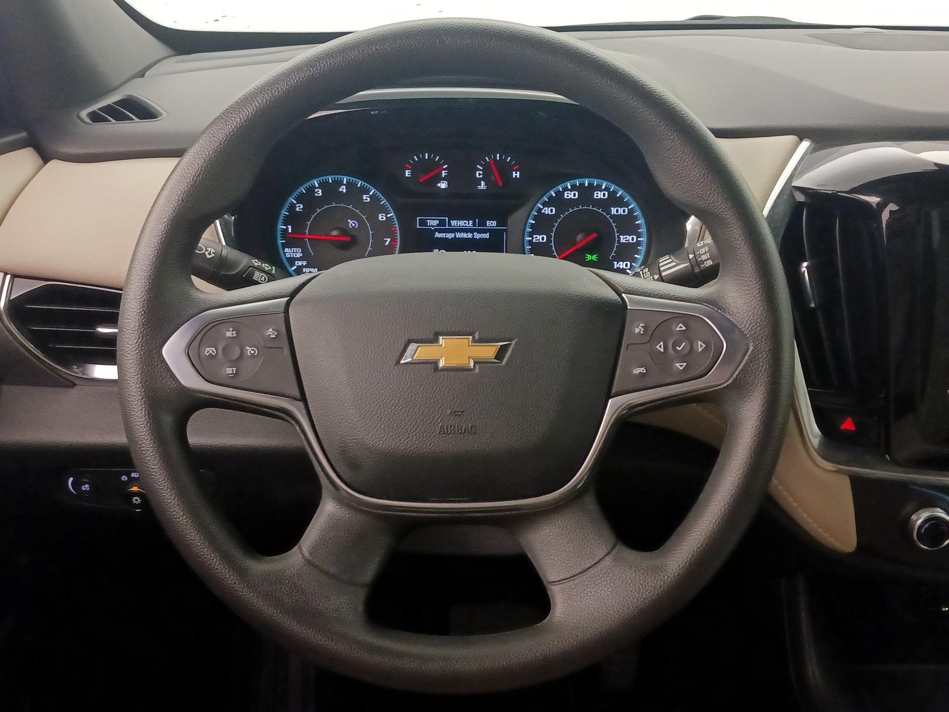 Thumbnail: 2023 Chevrolet Traverse - 10