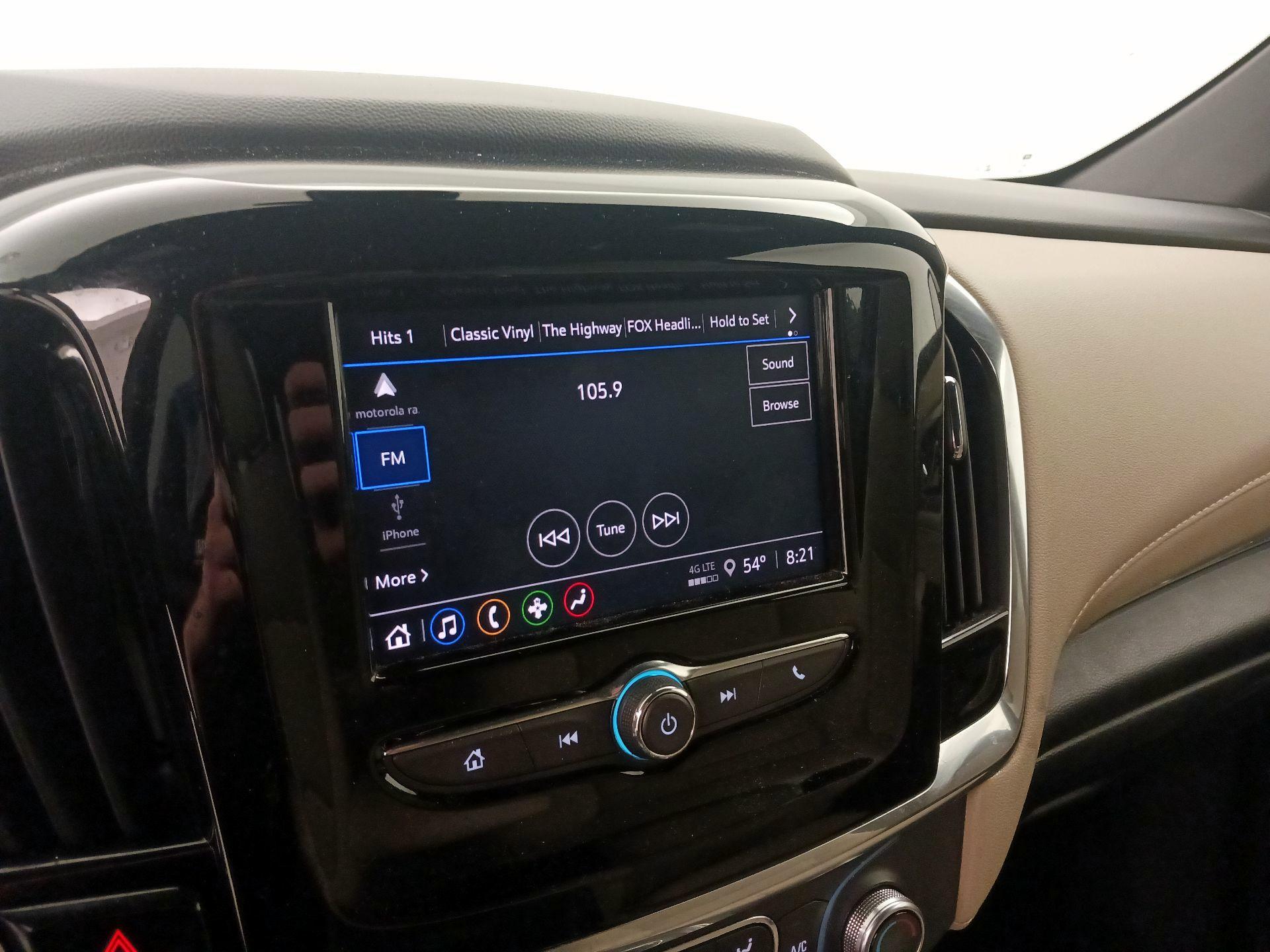 Thumbnail: 2023 Chevrolet Traverse - 15