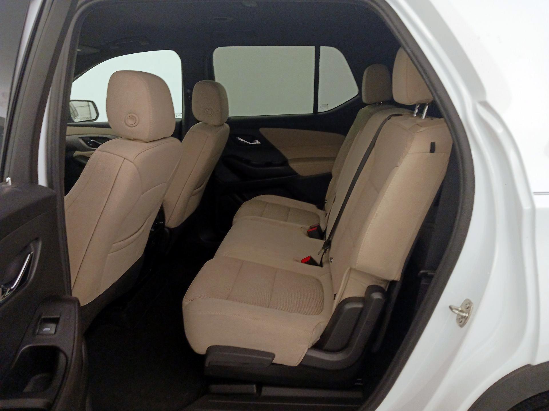 Thumbnail: 2023 Chevrolet Traverse - 19