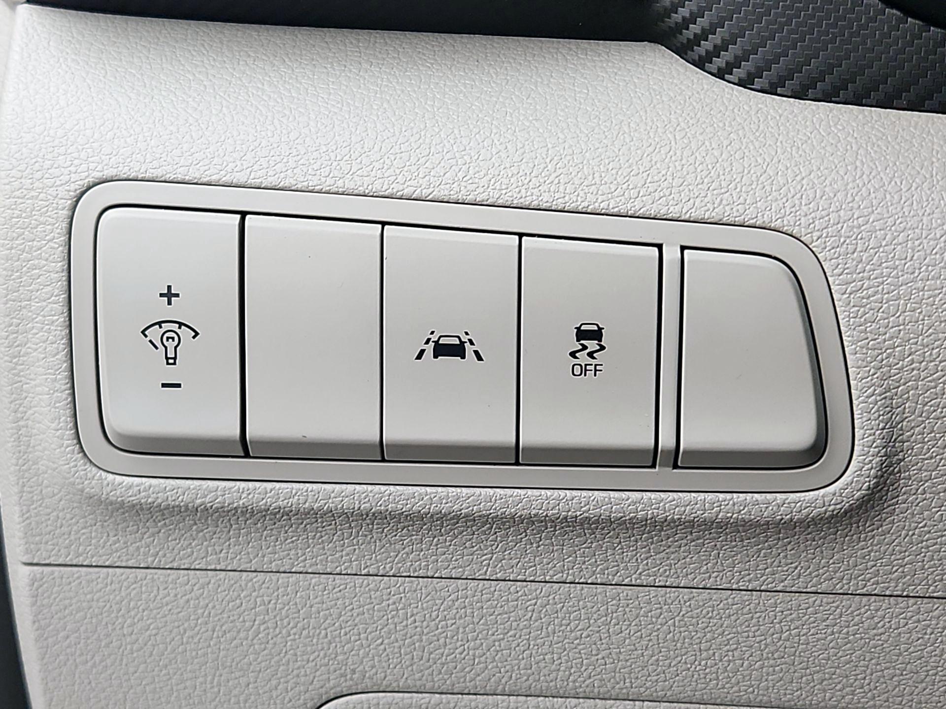 Thumbnail: 2021 Hyundai Tucson - 13