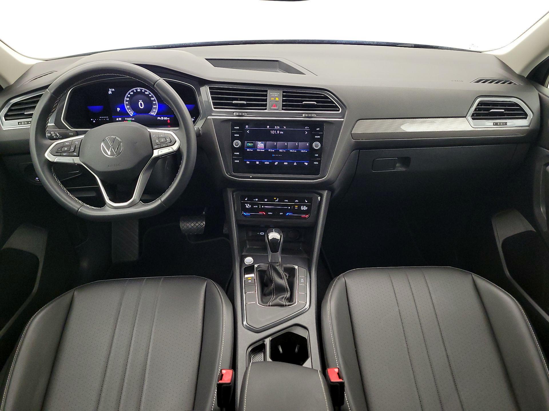 Thumbnail: 2023 Volkswagen Tiguan - 9