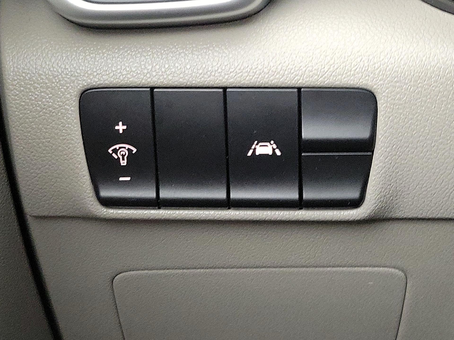 Thumbnail: 2021 Kia Sportage - 13