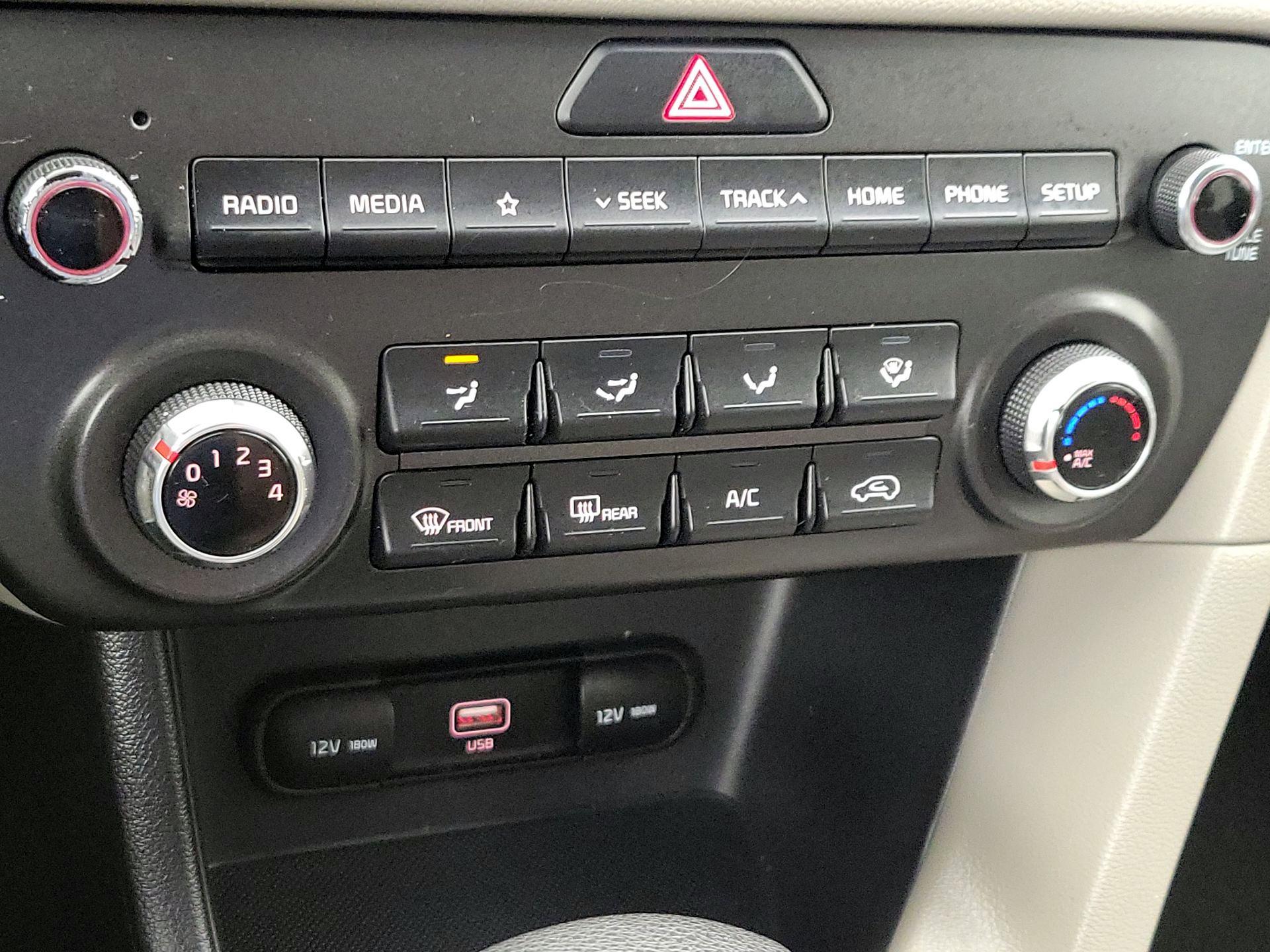 Thumbnail: 2021 Kia Sportage - 16