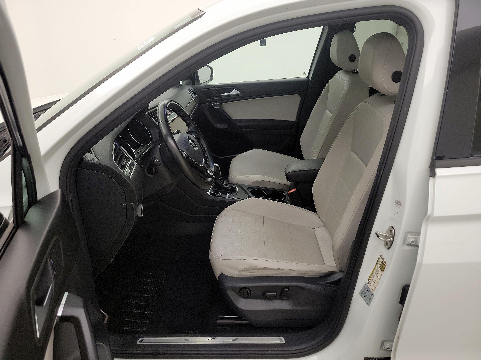 Thumbnail: 2021 Volkswagen Tiguan - 11