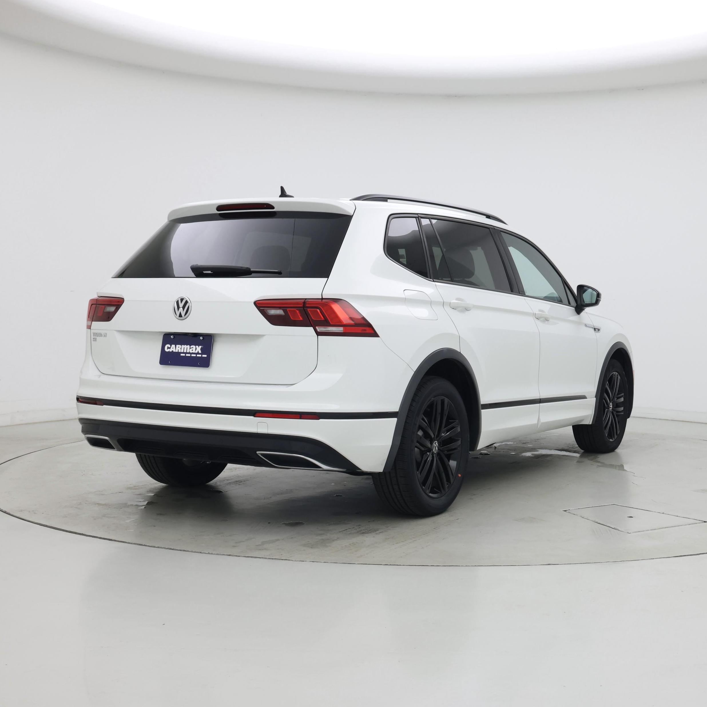 Thumbnail: 2021 Volkswagen Tiguan - 8