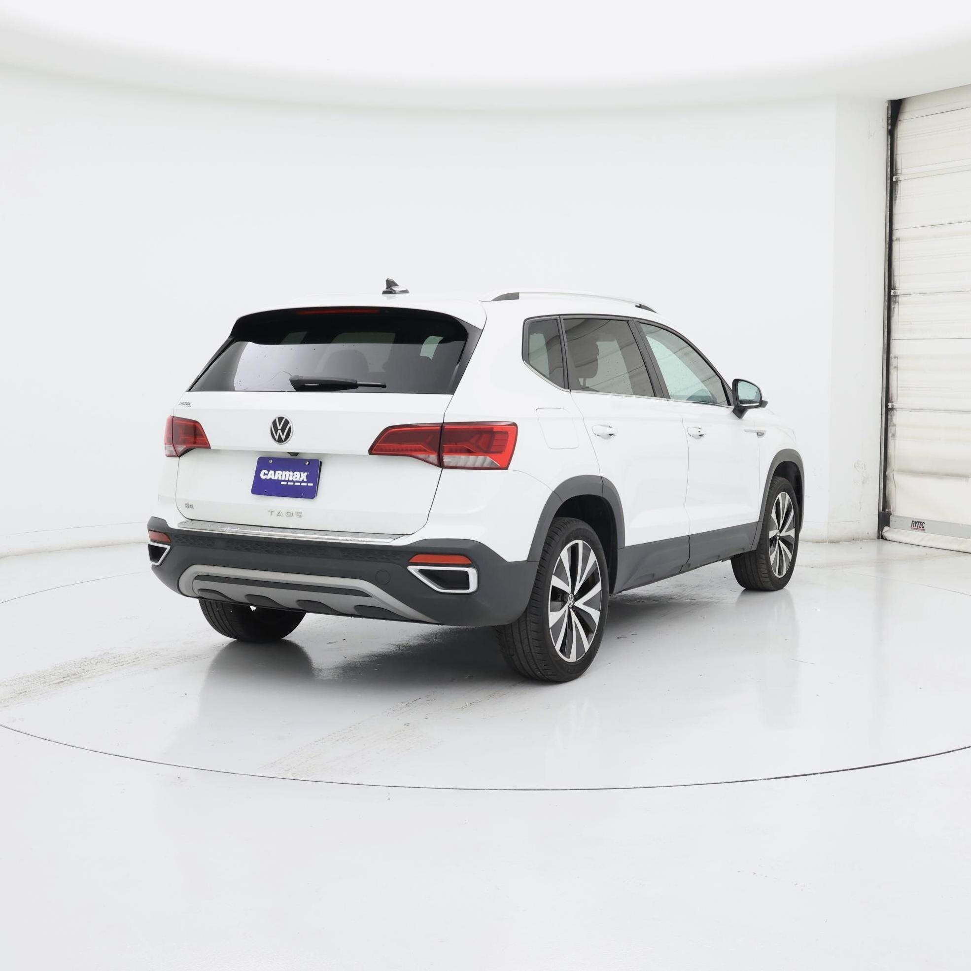 Thumbnail: 2023 Volkswagen Taos - 8