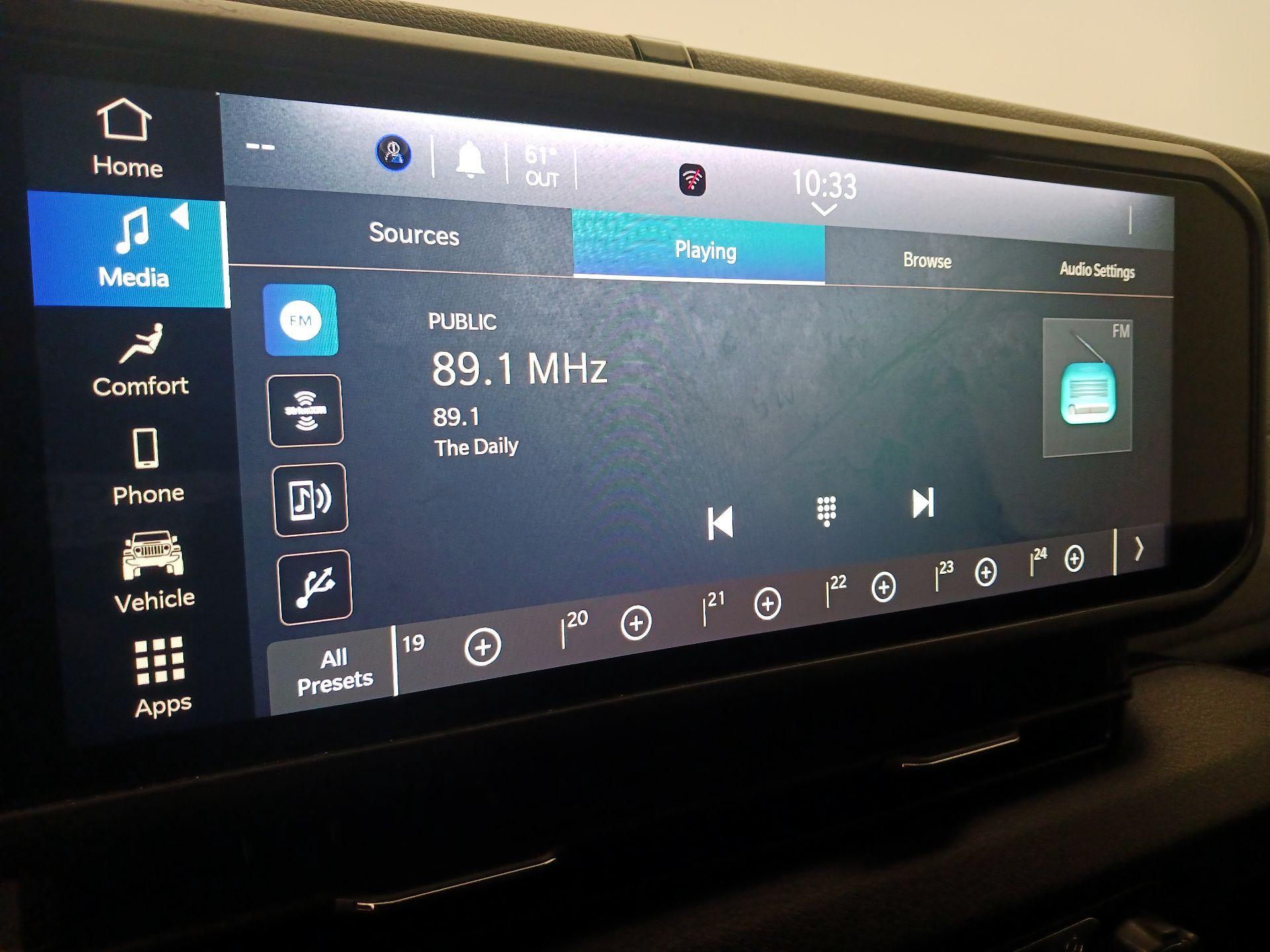 Thumbnail: 2025 Jeep Wrangler - 15