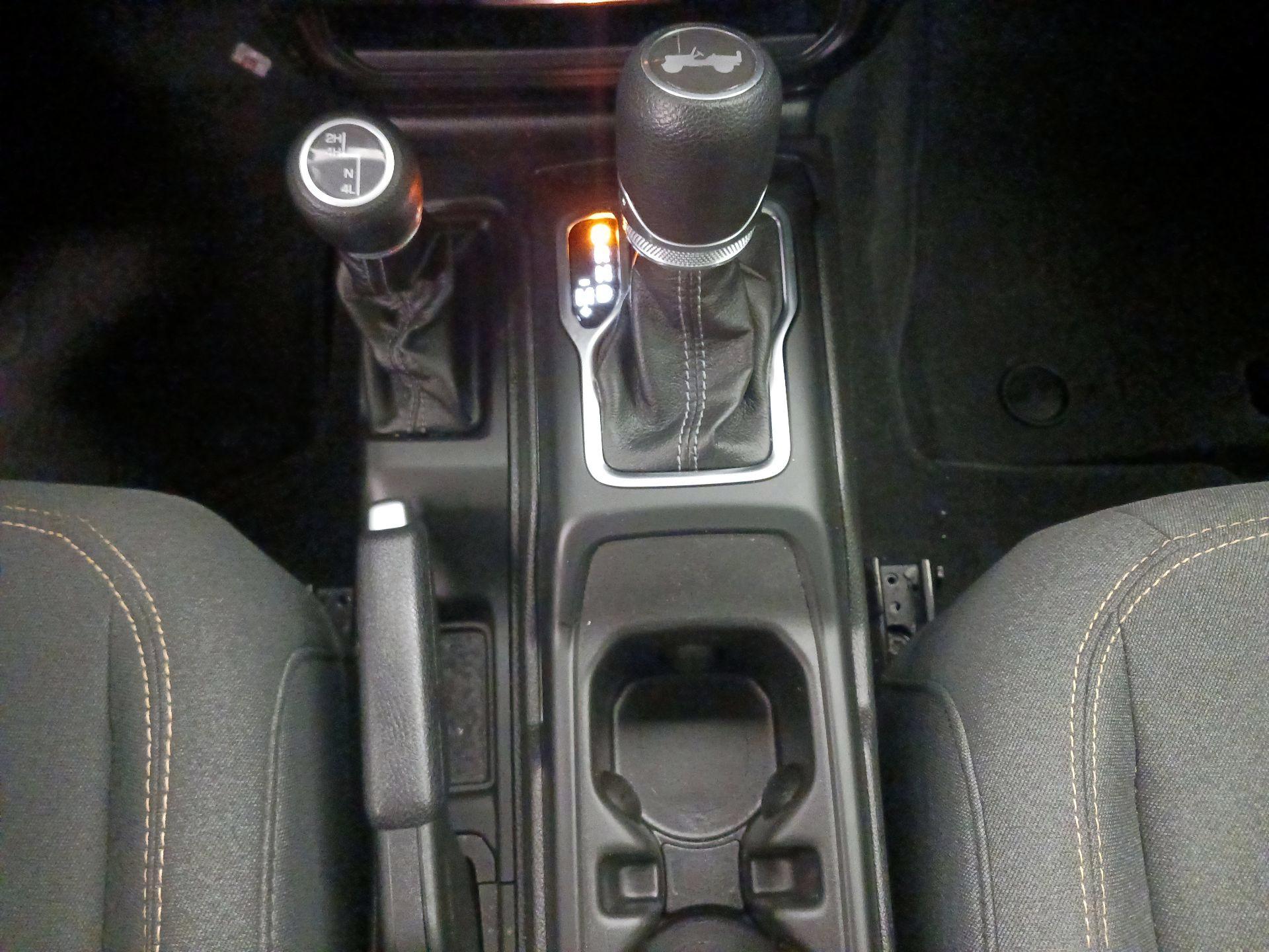 Thumbnail: 2025 Jeep Wrangler - 17