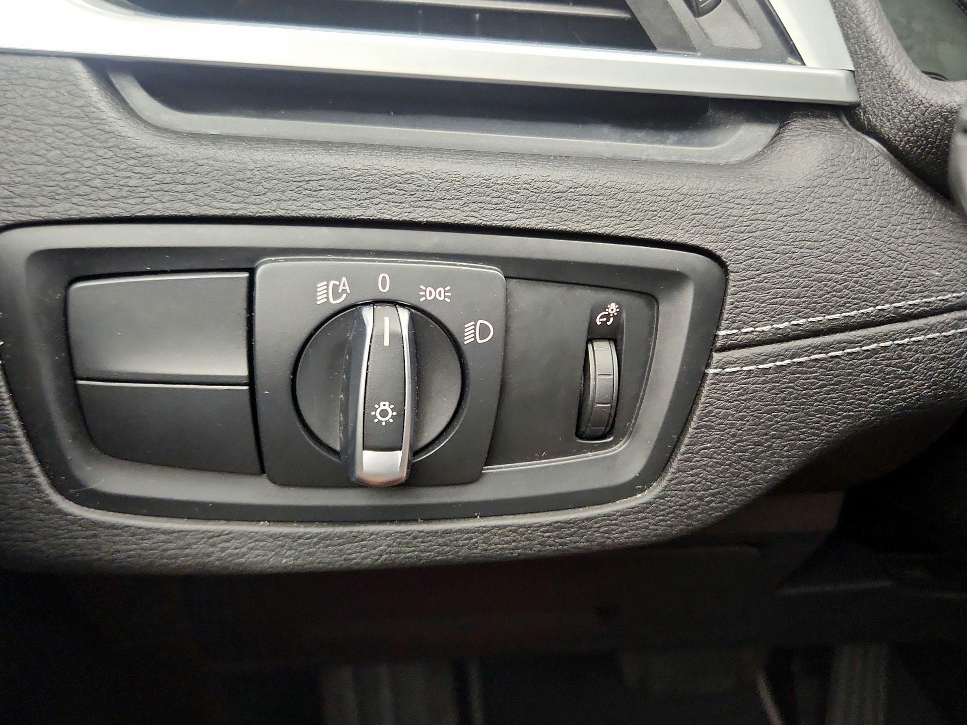 Thumbnail: 2021 BMW X1 - 13