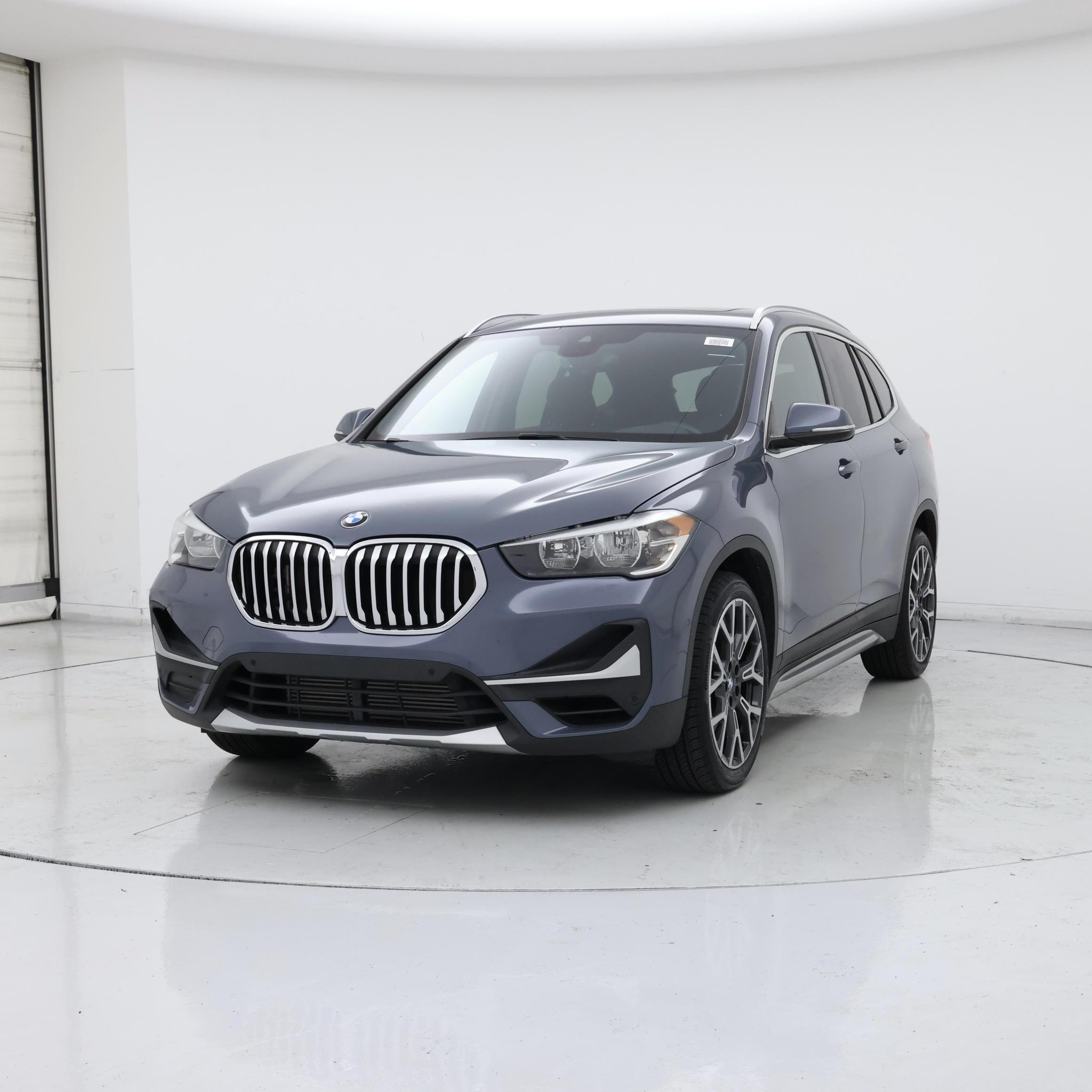 Thumbnail: 2021 BMW X1 - 4
