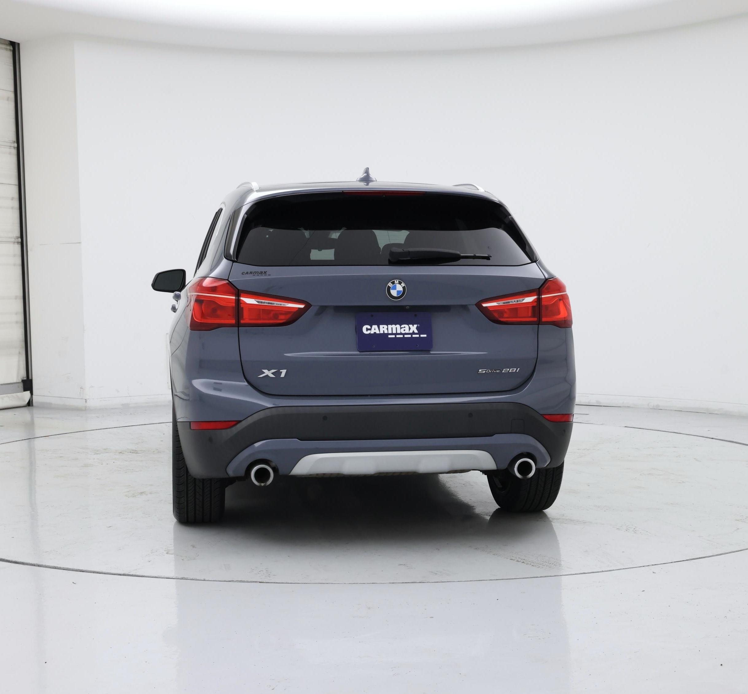 Thumbnail: 2021 BMW X1 - 6