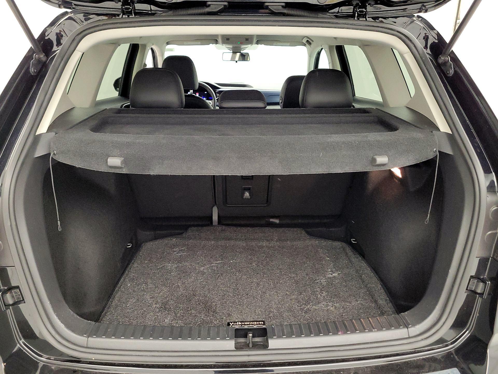 Thumbnail: 2022 Volkswagen Taos - 20