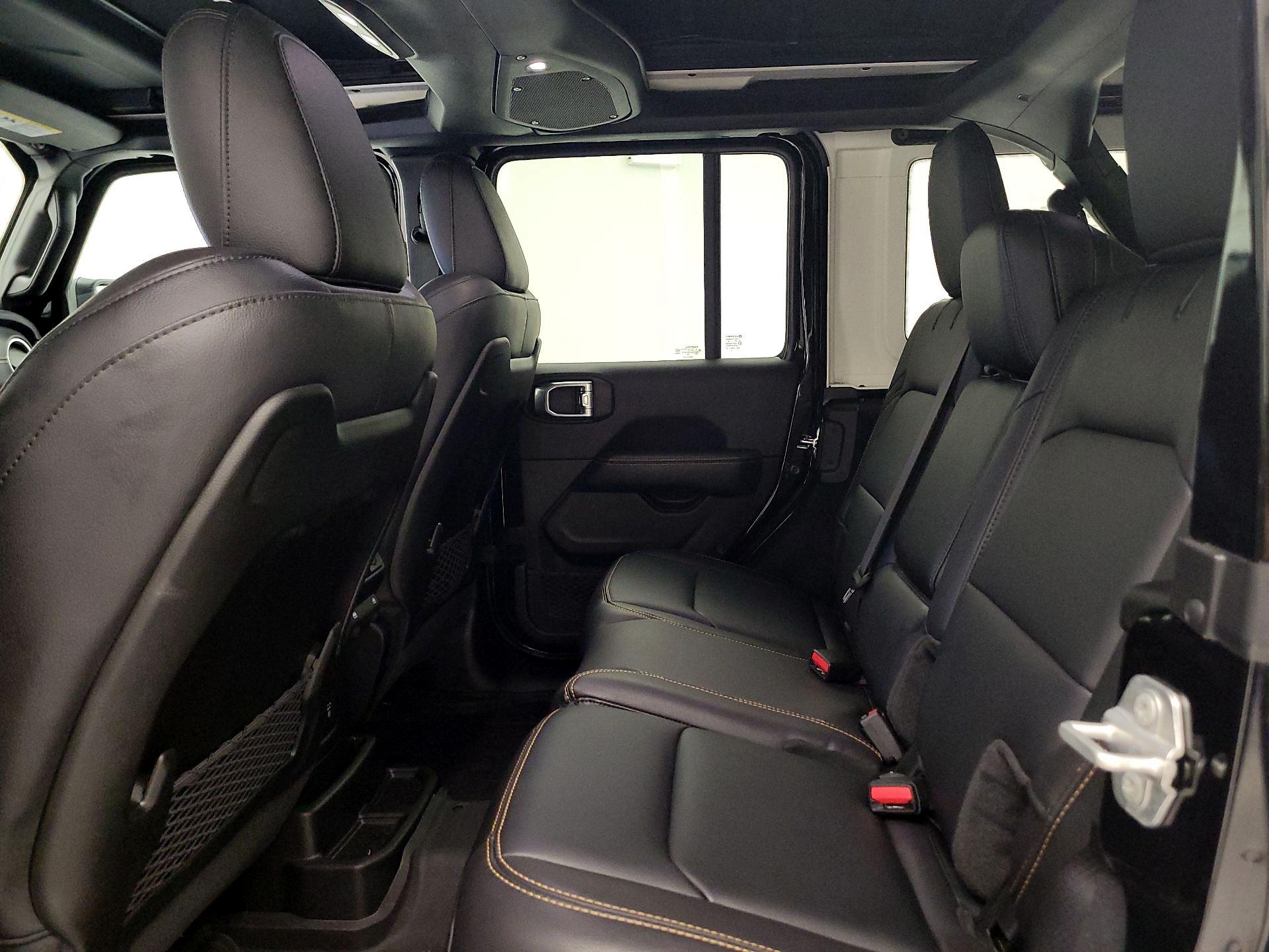 Thumbnail: 2024 Jeep Wrangler - 19