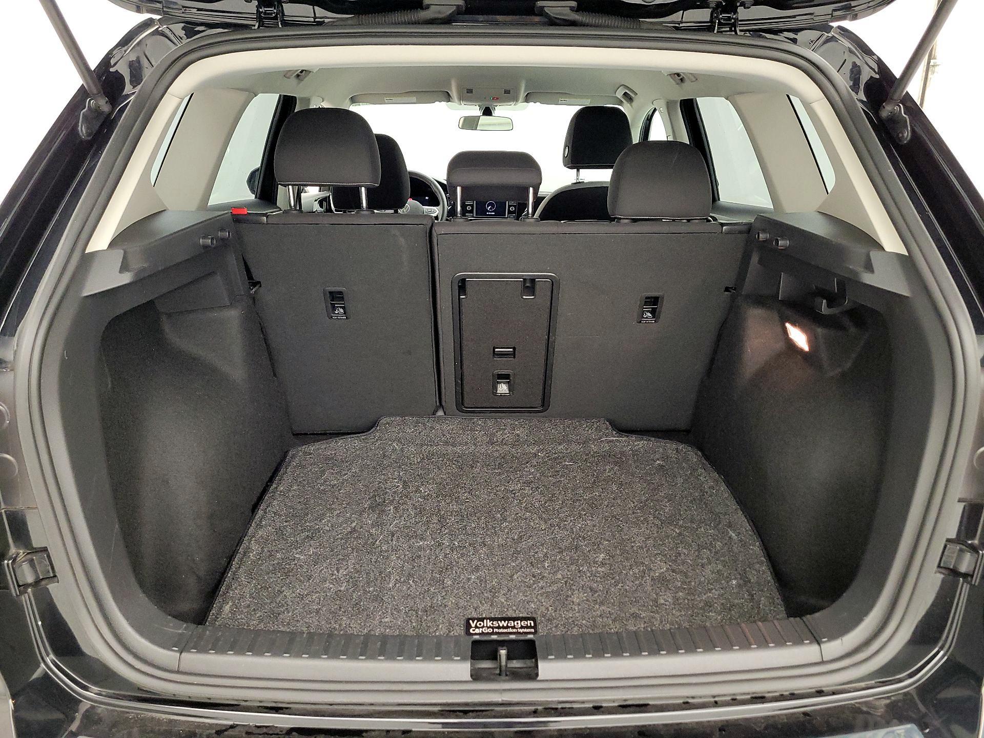 Thumbnail: 2023 Volkswagen Taos - 20