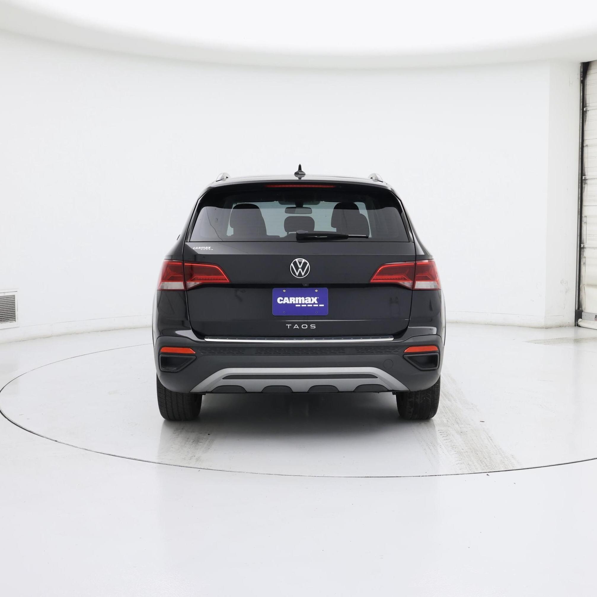 Thumbnail: 2023 Volkswagen Taos - 6