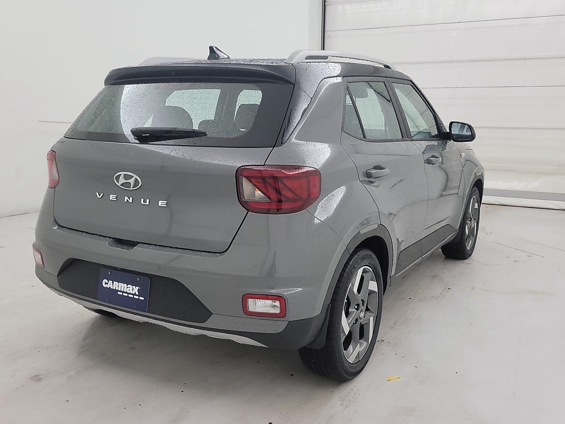Thumbnail: 2022 Hyundai Venue - 5