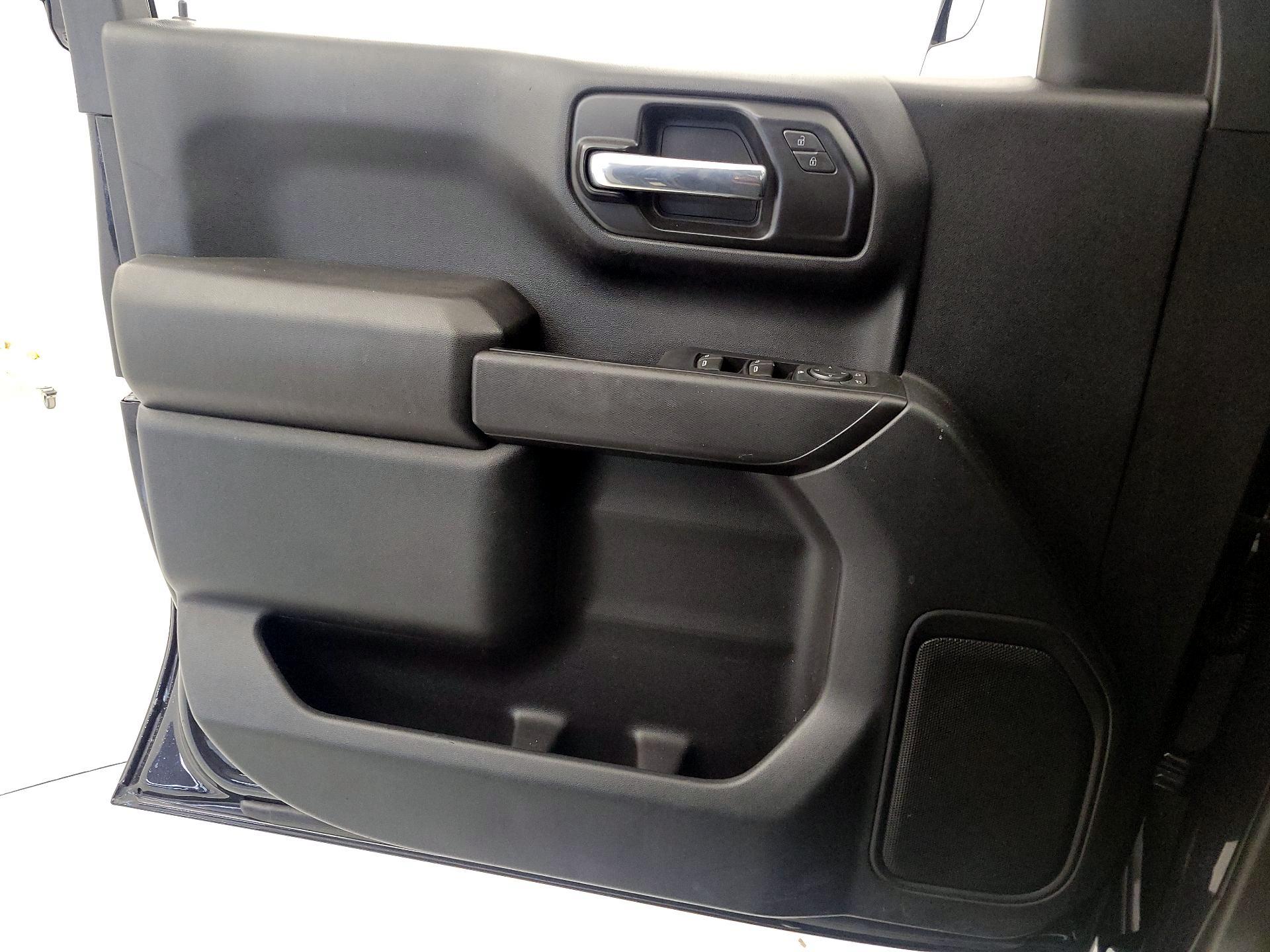 Thumbnail: 2022 Chevrolet Silverado 1500 - 12