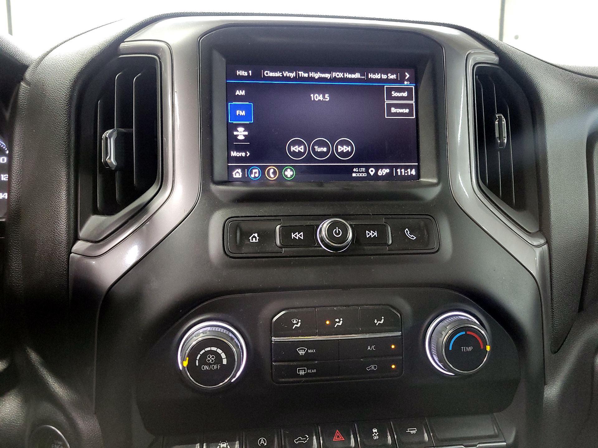 Thumbnail: 2022 Chevrolet Silverado 1500 - 15