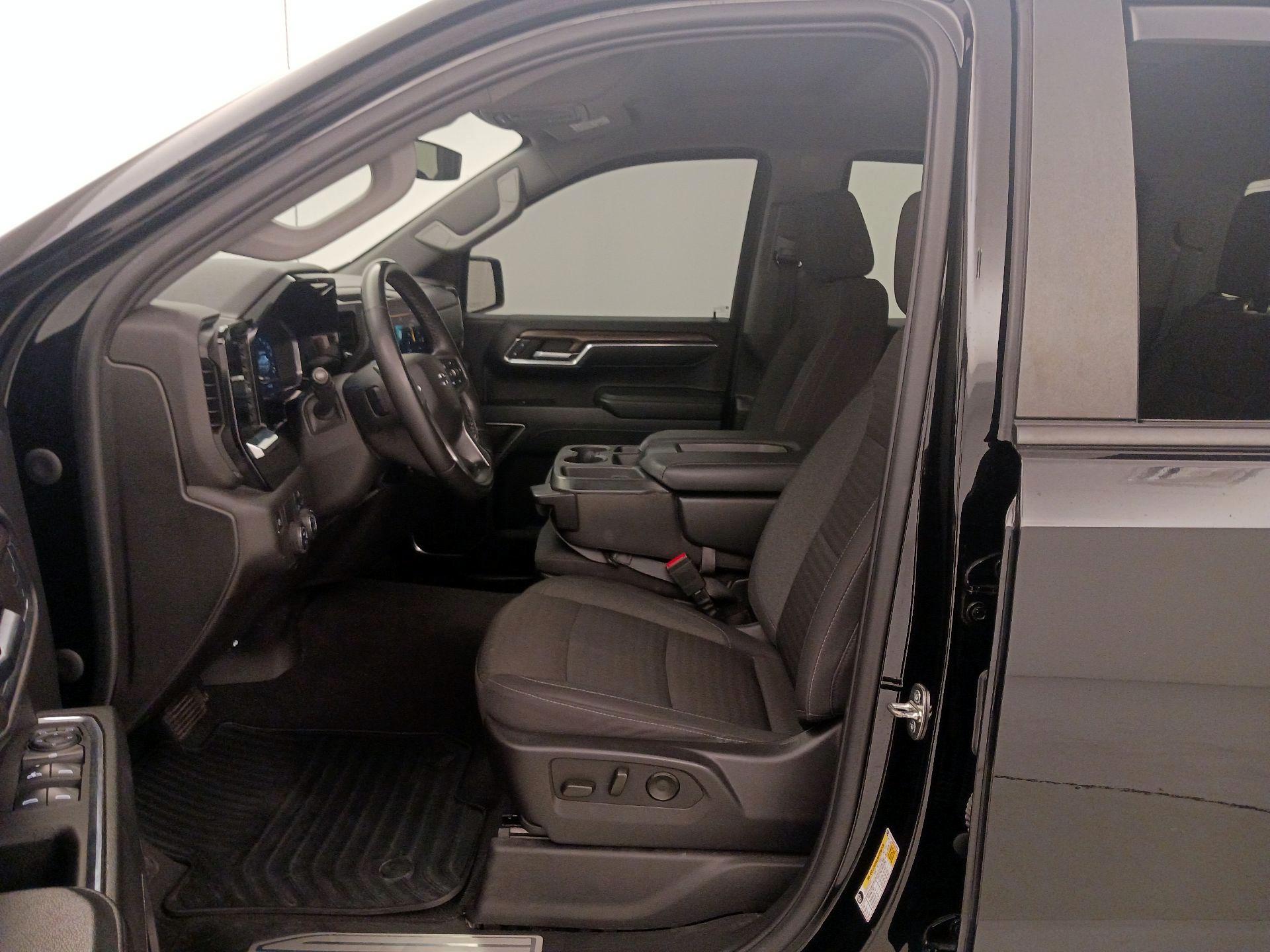 Thumbnail: 2024 Chevrolet Silverado 1500 - 11