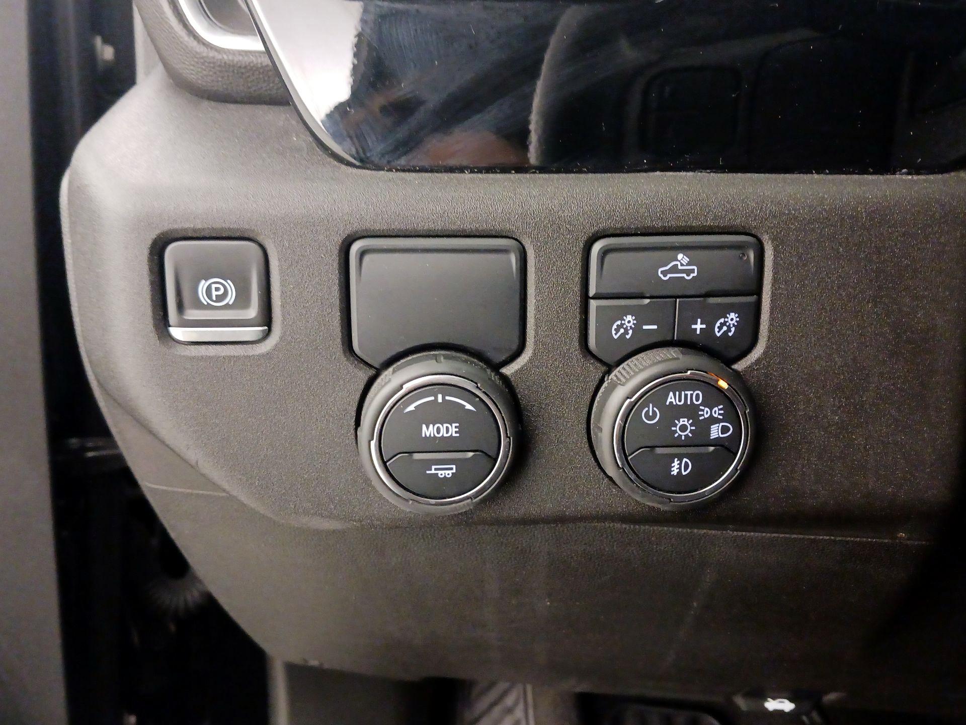 Thumbnail: 2024 Chevrolet Silverado 1500 - 13