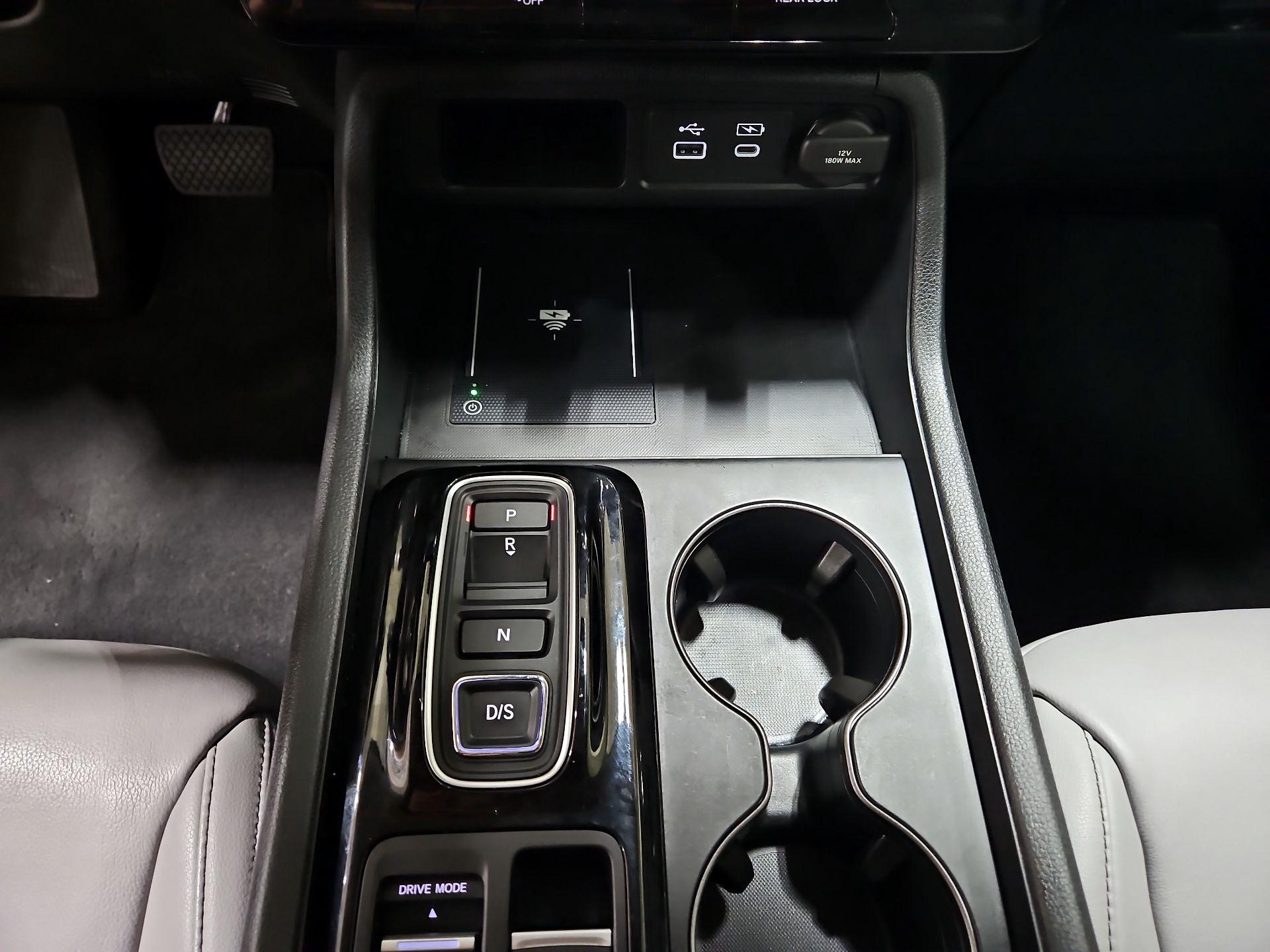 Thumbnail: 2024 Honda Pilot - 16