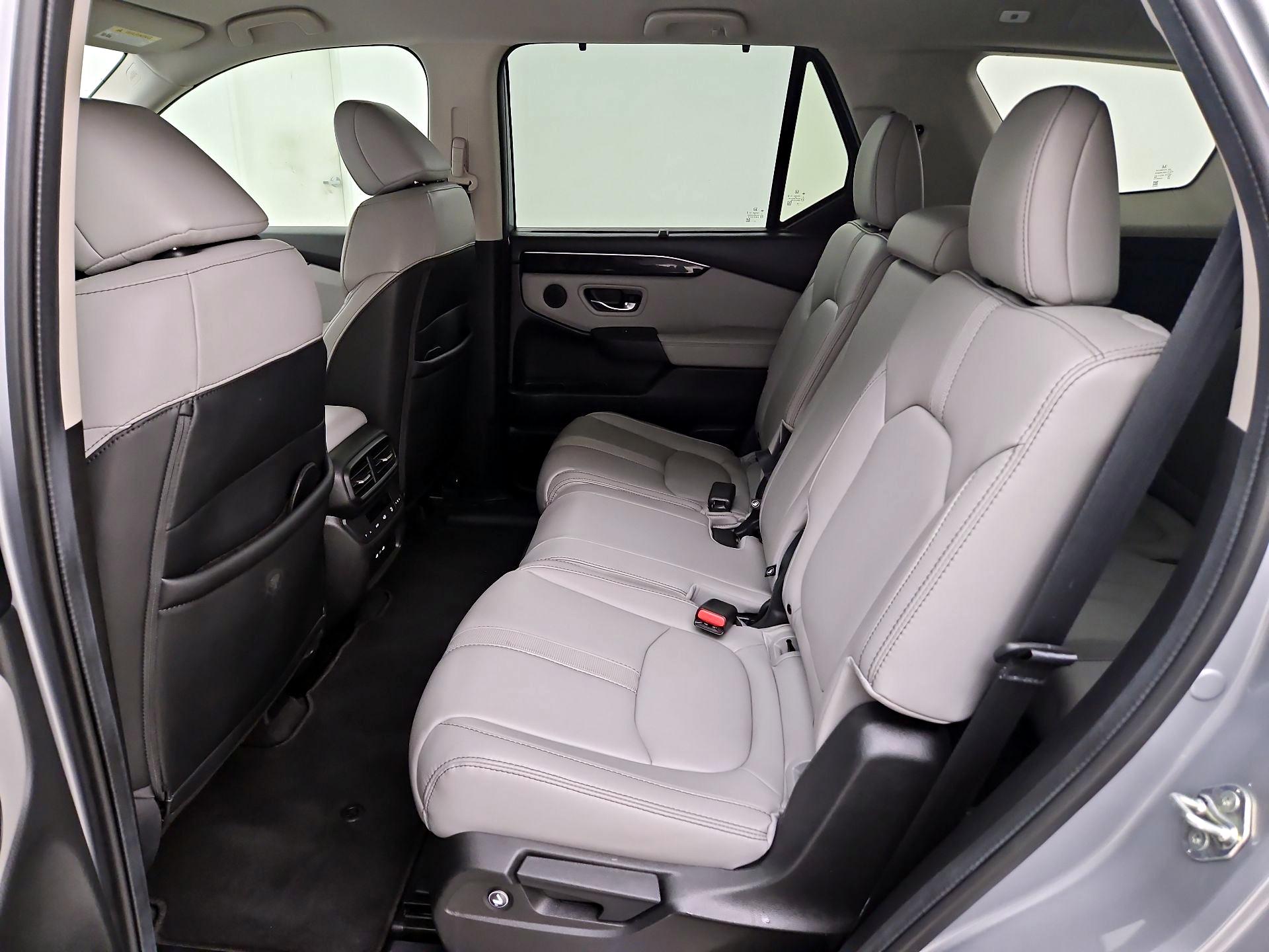 Thumbnail: 2024 Honda Pilot - 18