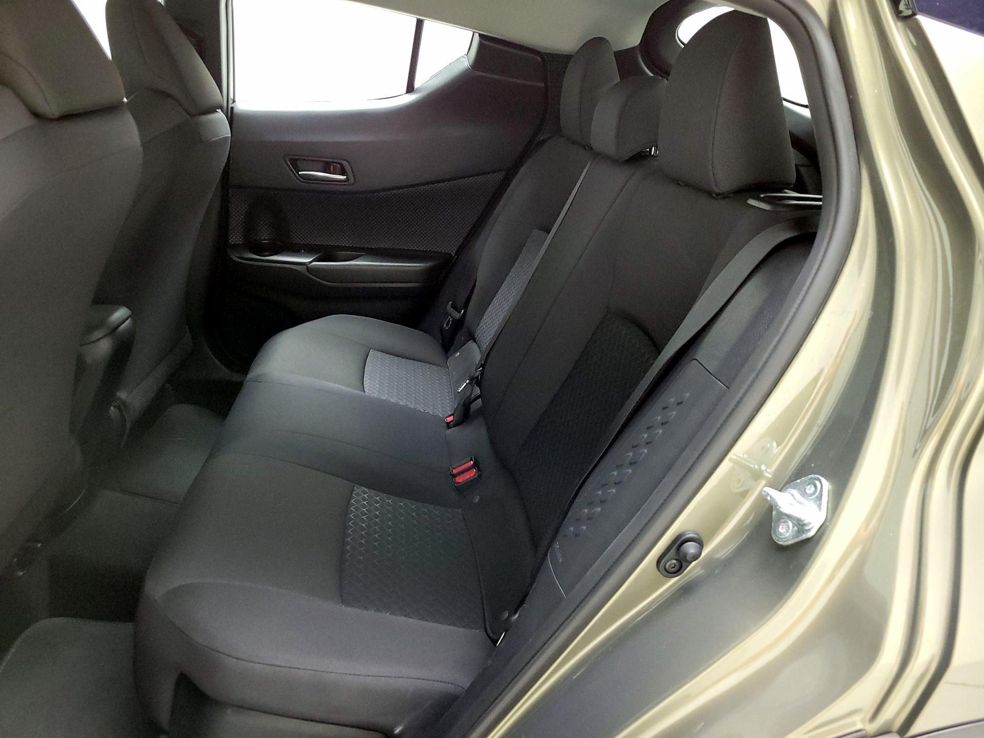 Thumbnail: 2021 Toyota C-HR - 19