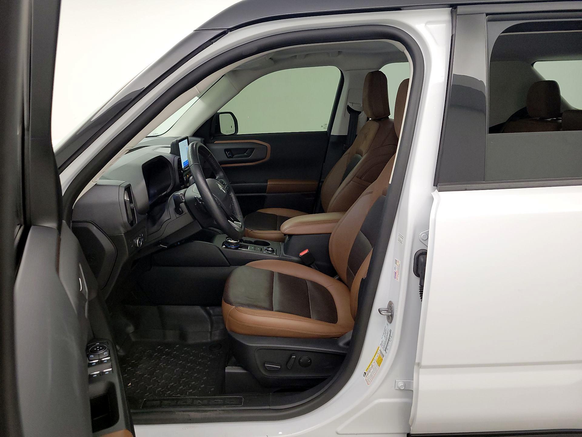 Thumbnail: 2021 Ford Bronco Sport - 11