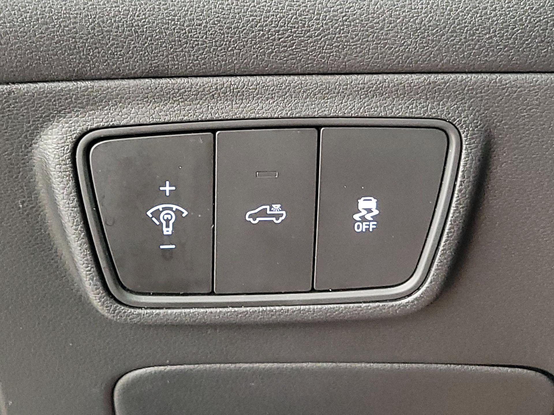 Thumbnail: 2023 Hyundai Santa Cruz - 13