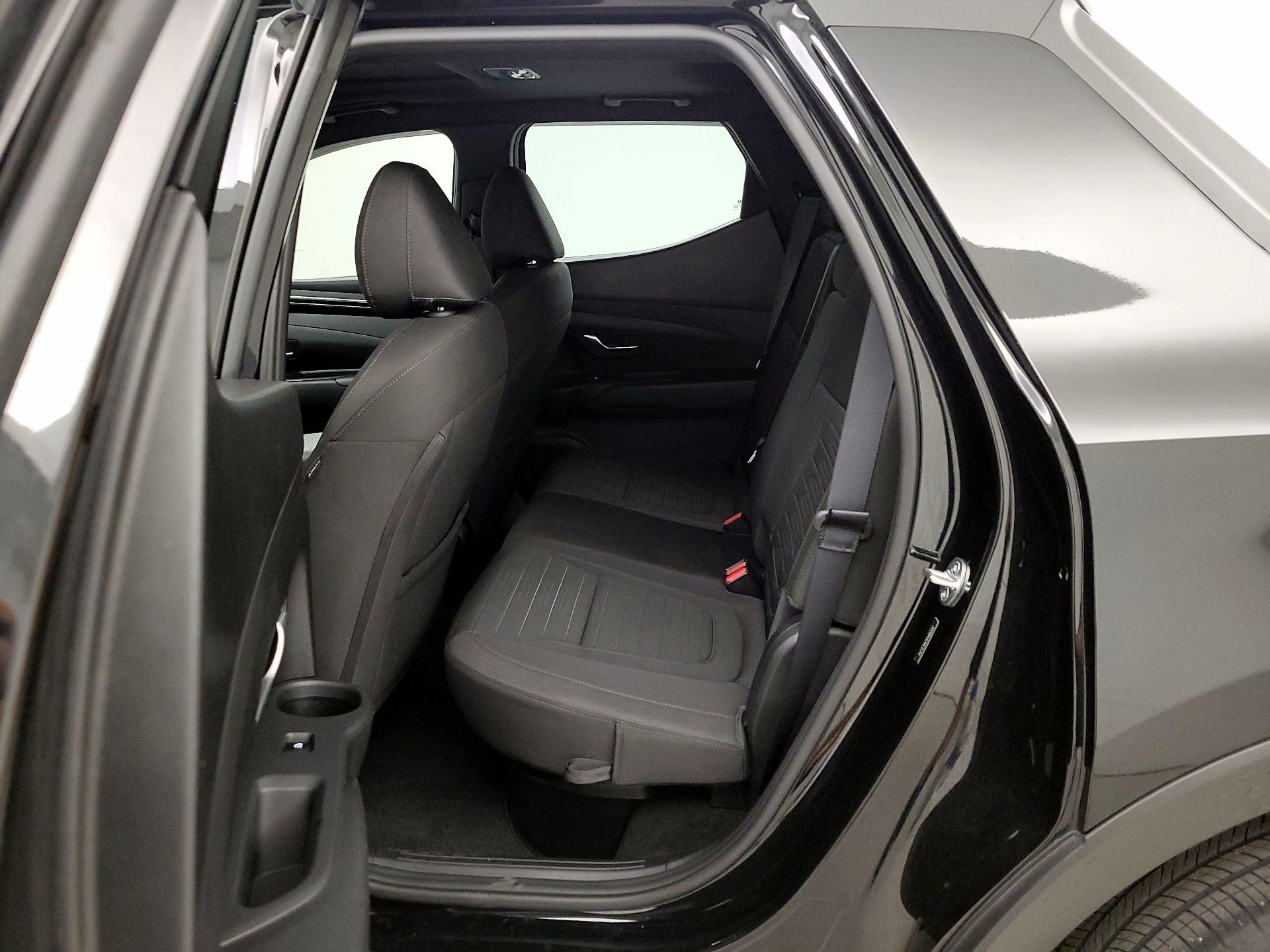 Thumbnail: 2023 Hyundai Santa Cruz - 20