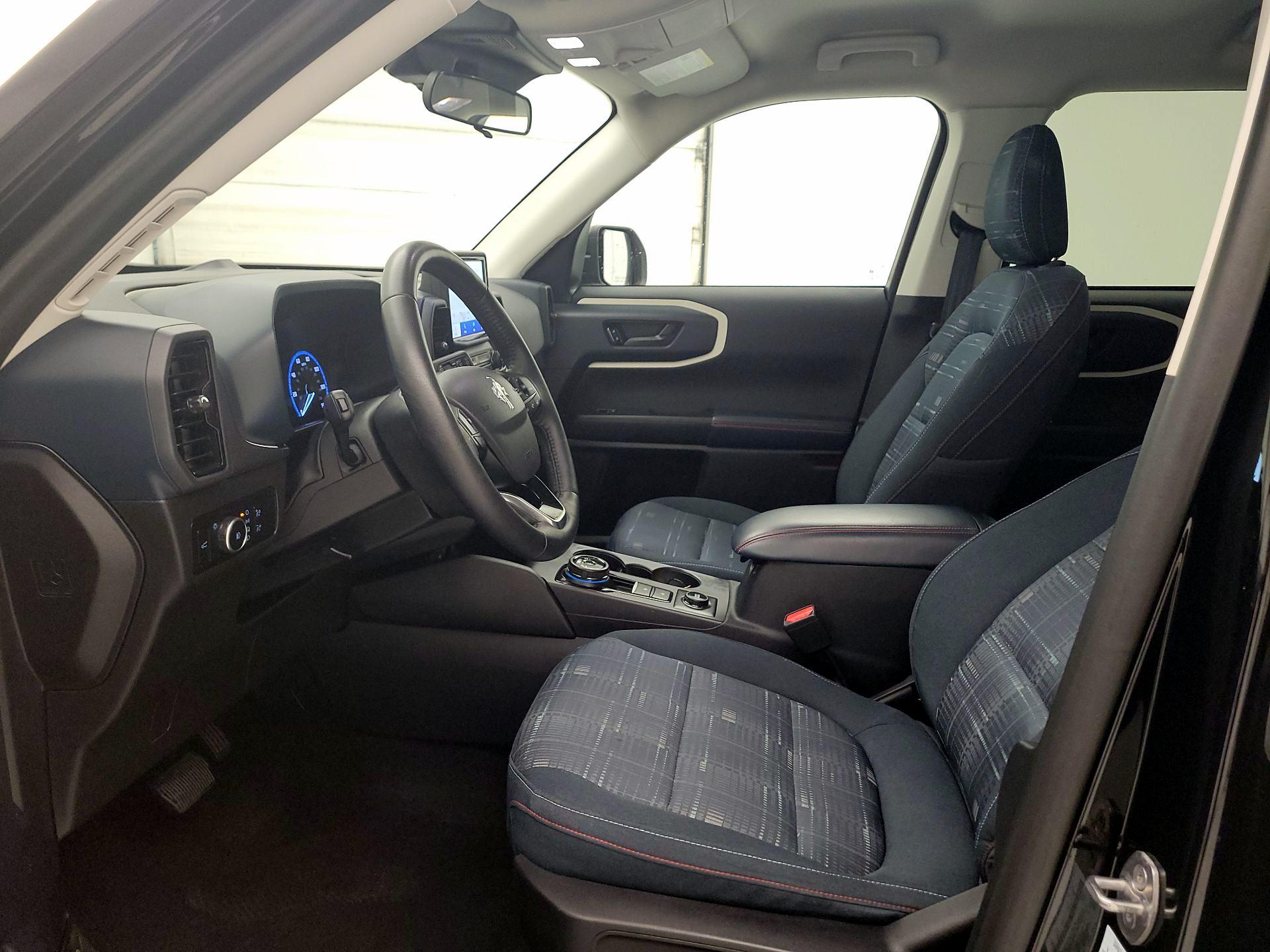 Thumbnail: 2023 Ford Bronco Sport - 11