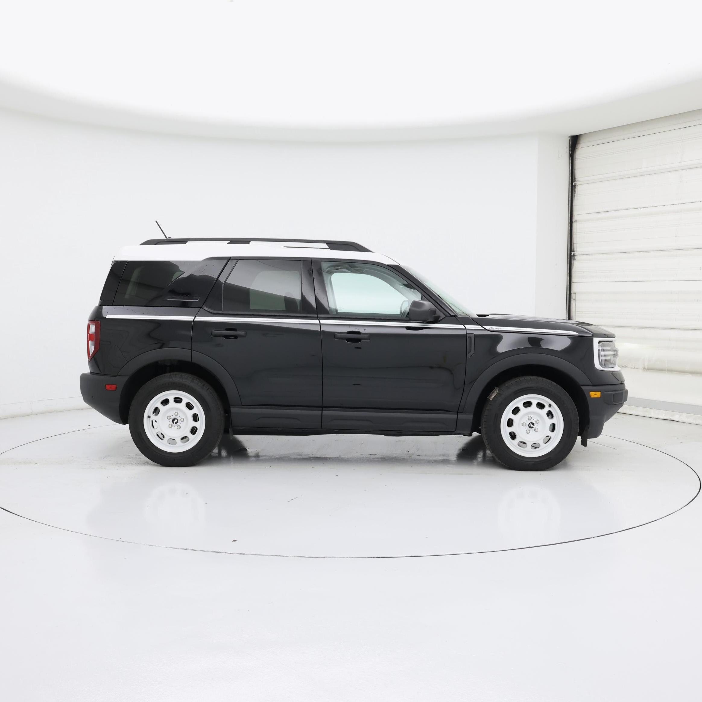 Thumbnail: 2023 Ford Bronco Sport - 7