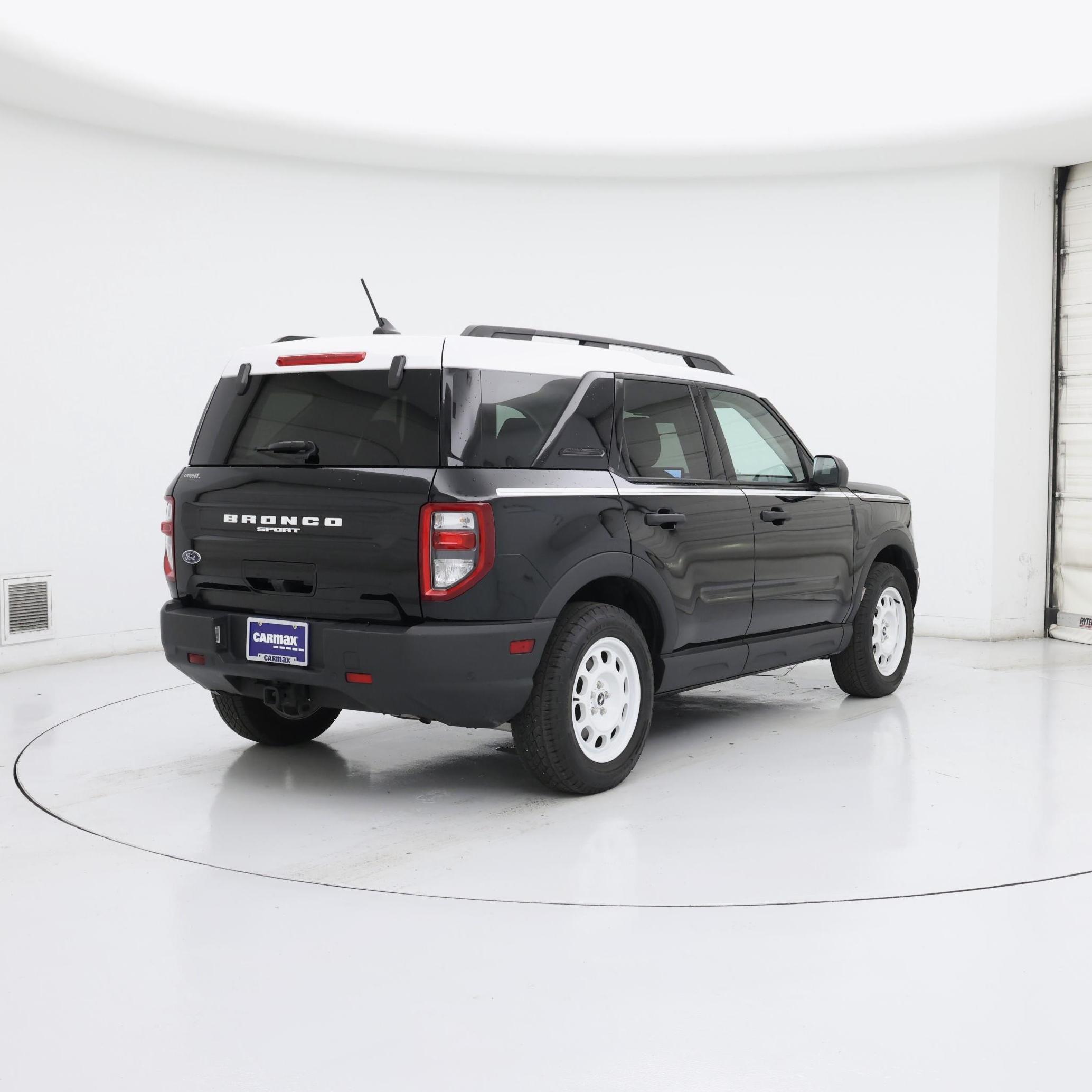 Thumbnail: 2023 Ford Bronco Sport - 8